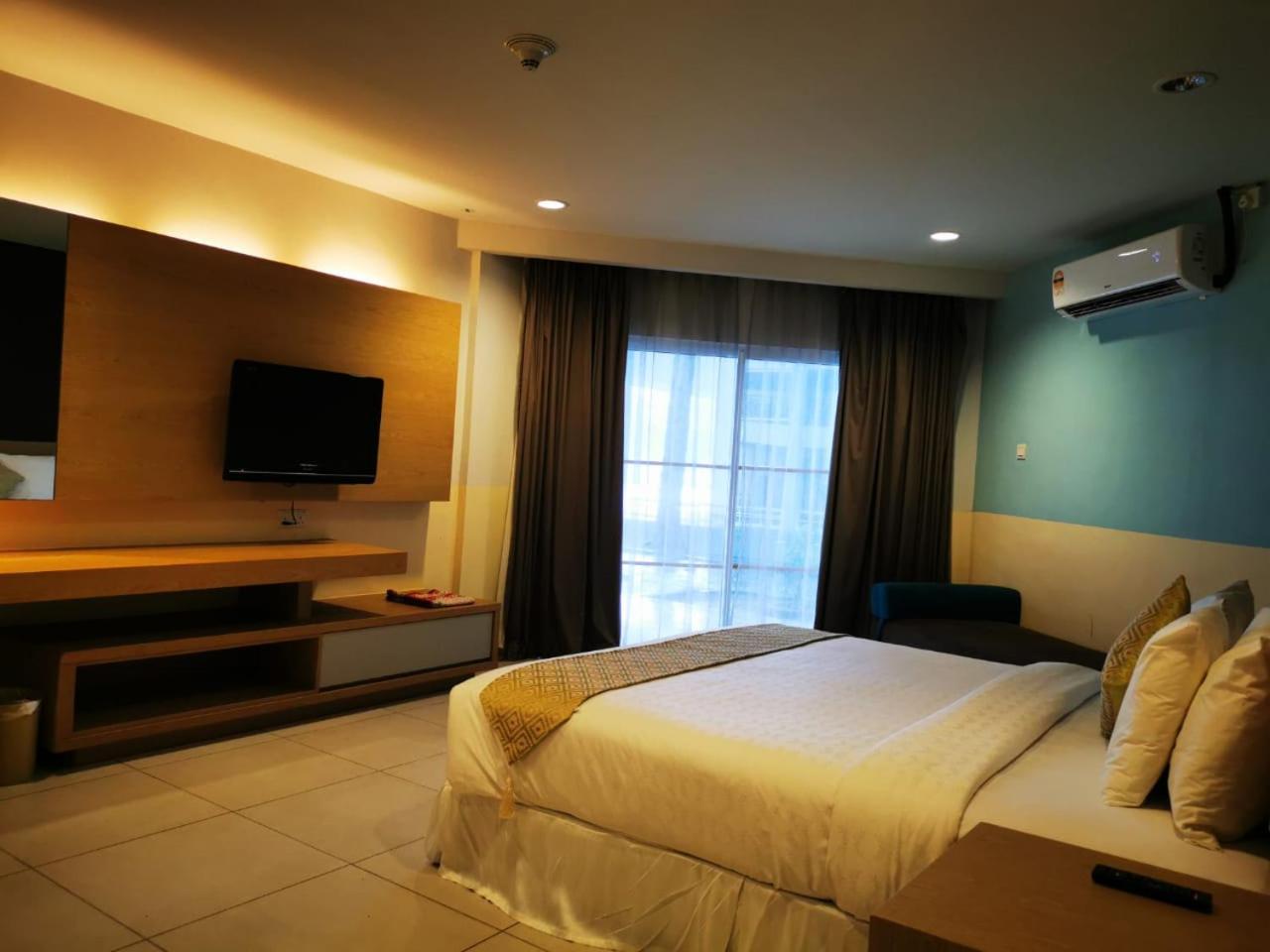 Junior Suite - Photo 9