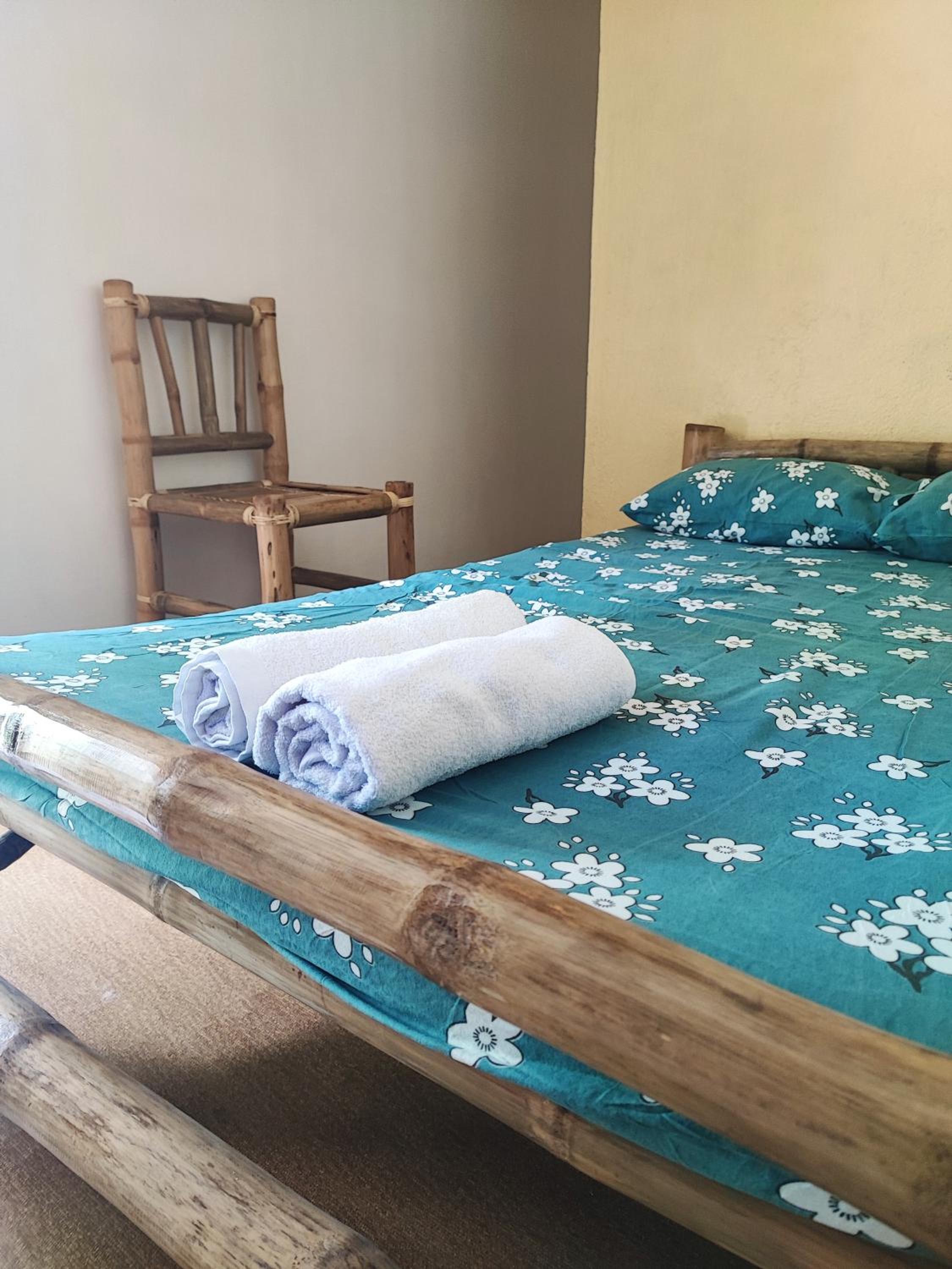 Budget Double Room - Photo 5