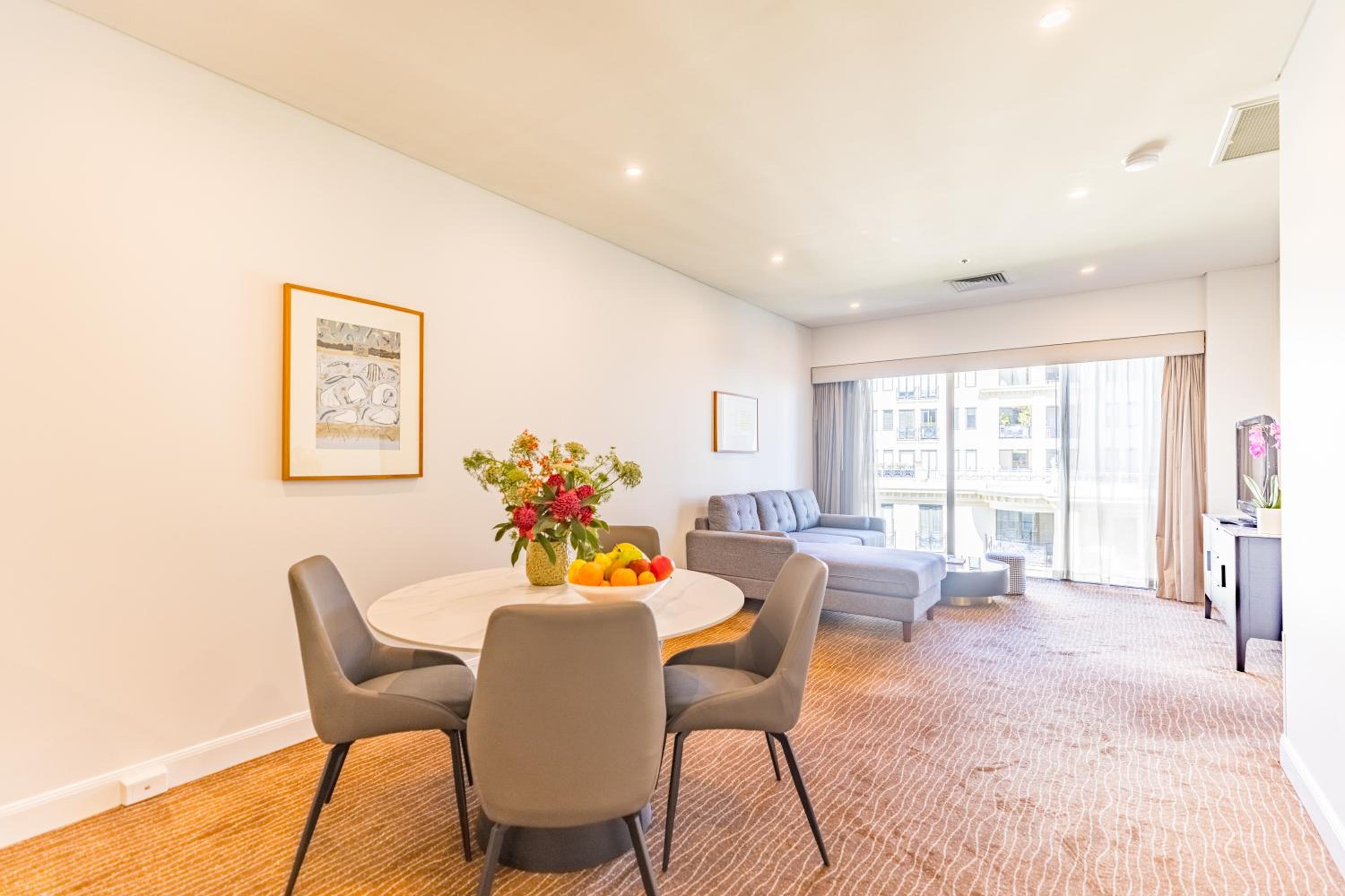 One-Bedroom Apartment - Photo 19