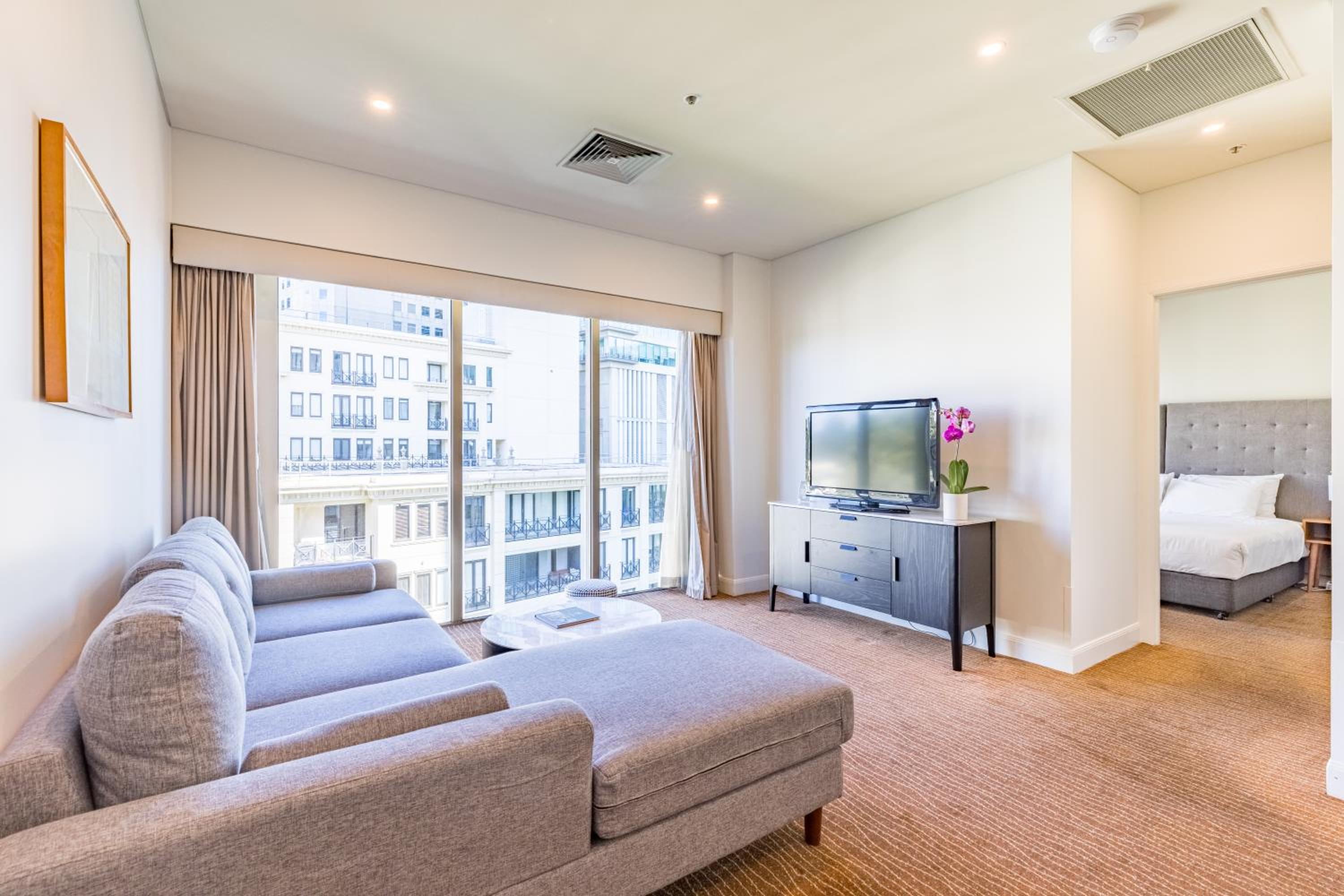 One-Bedroom Apartment - Photo 26