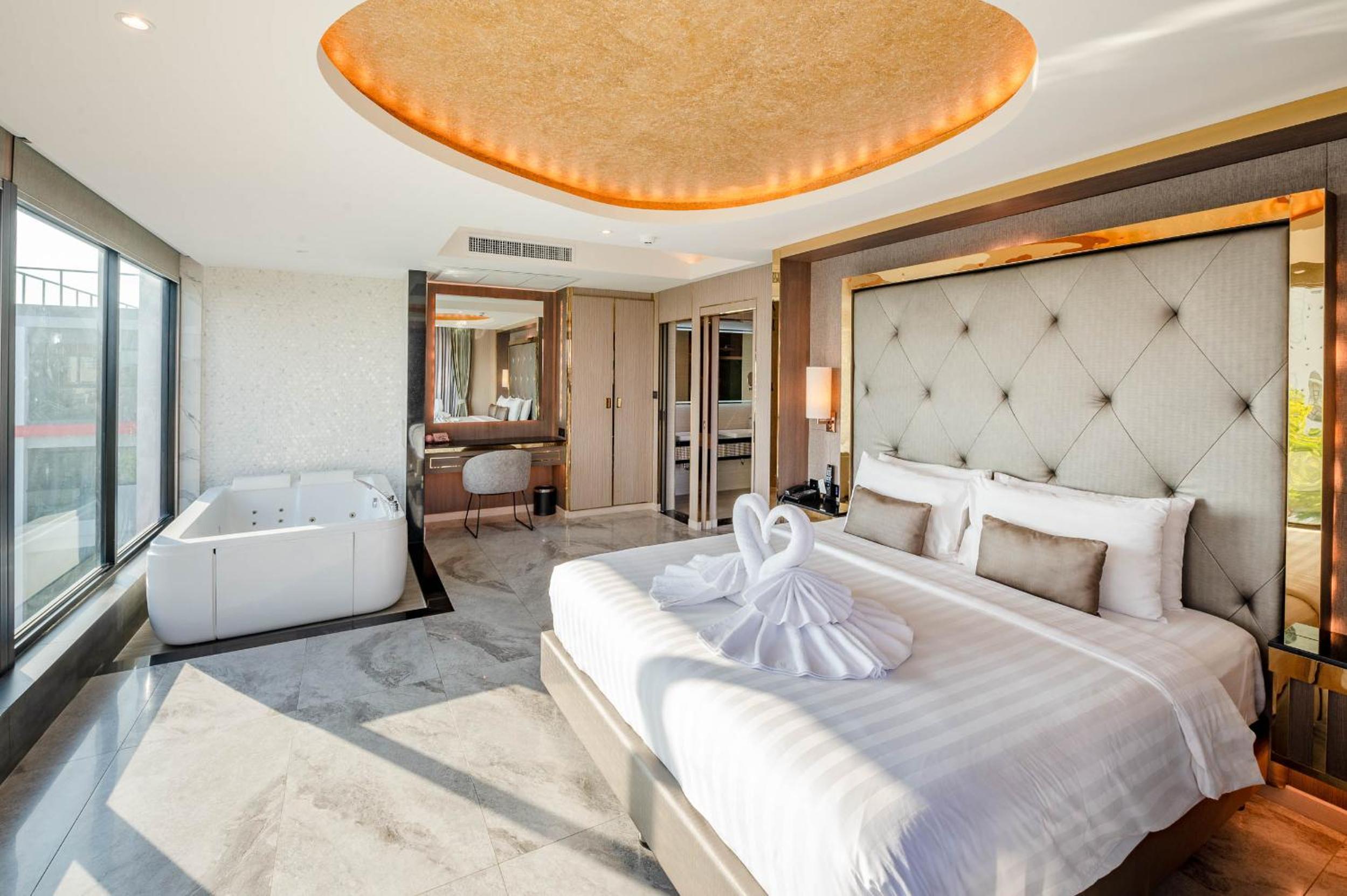Presidential Suite photo 1