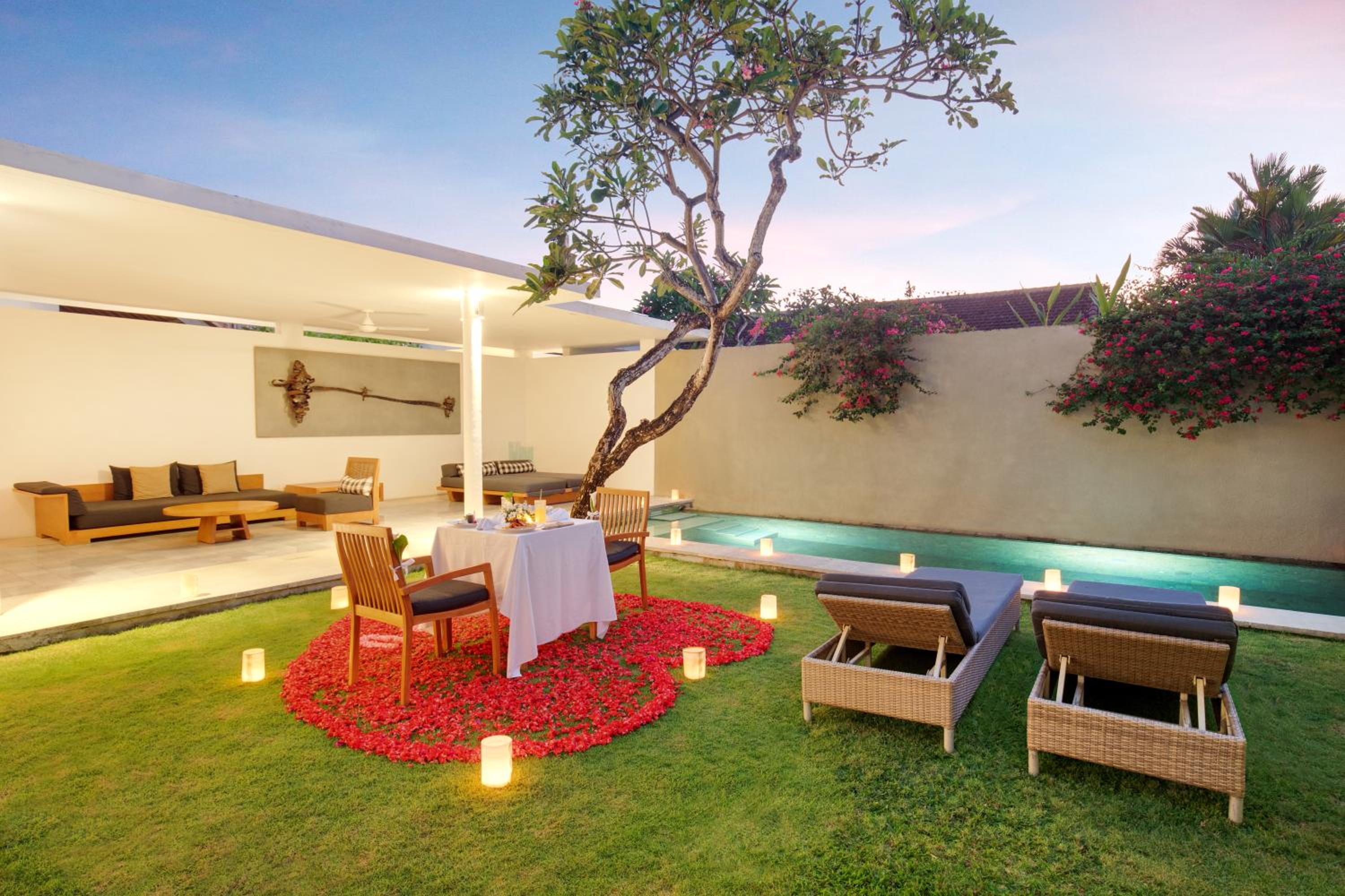 Special Offer - Honeymoon Package at One-Bedroom Executive Pool Villa
