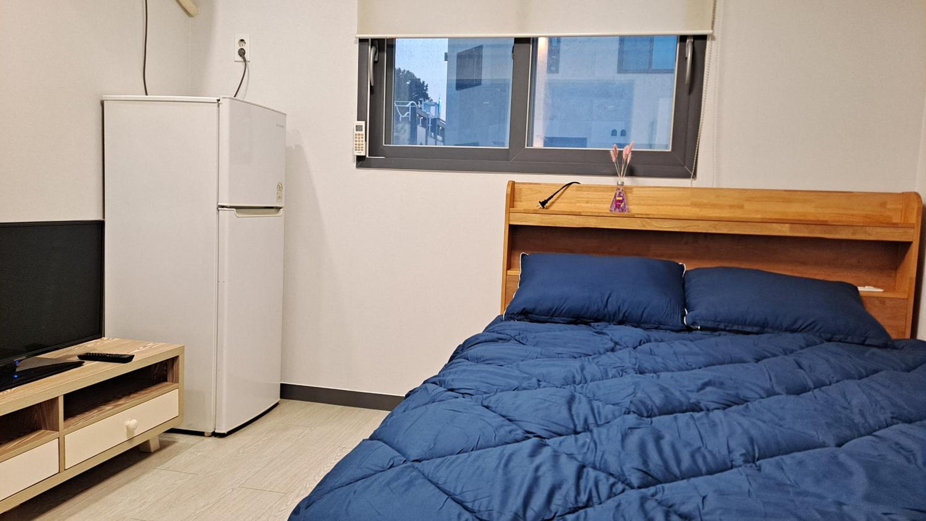Double Room - Photo 14