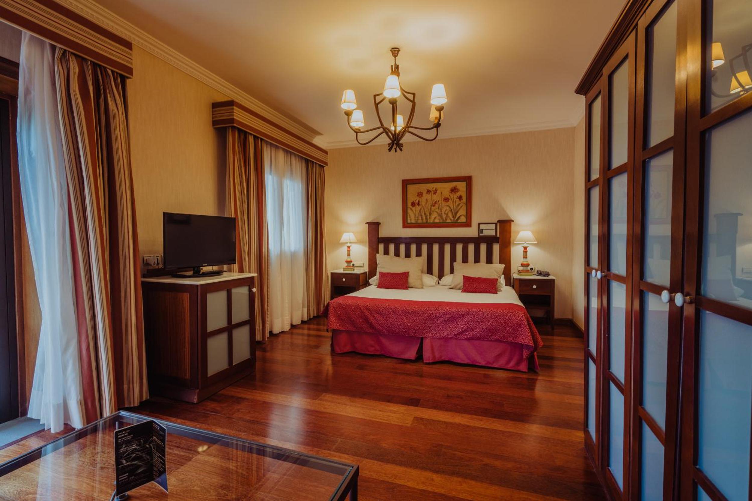 Habitación Doble Superior con Vista al Jardín