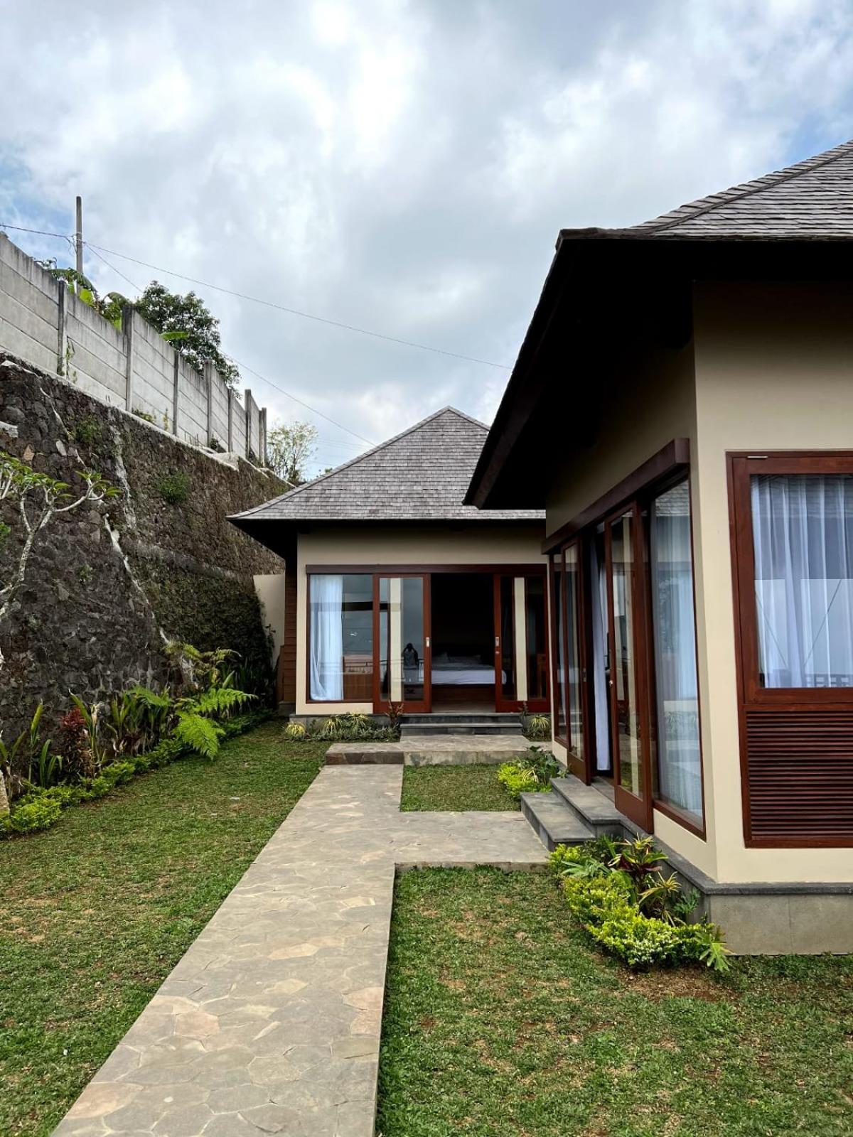 Two Bedroom Luxury Villa with Private Jacuzzi - Photo 10