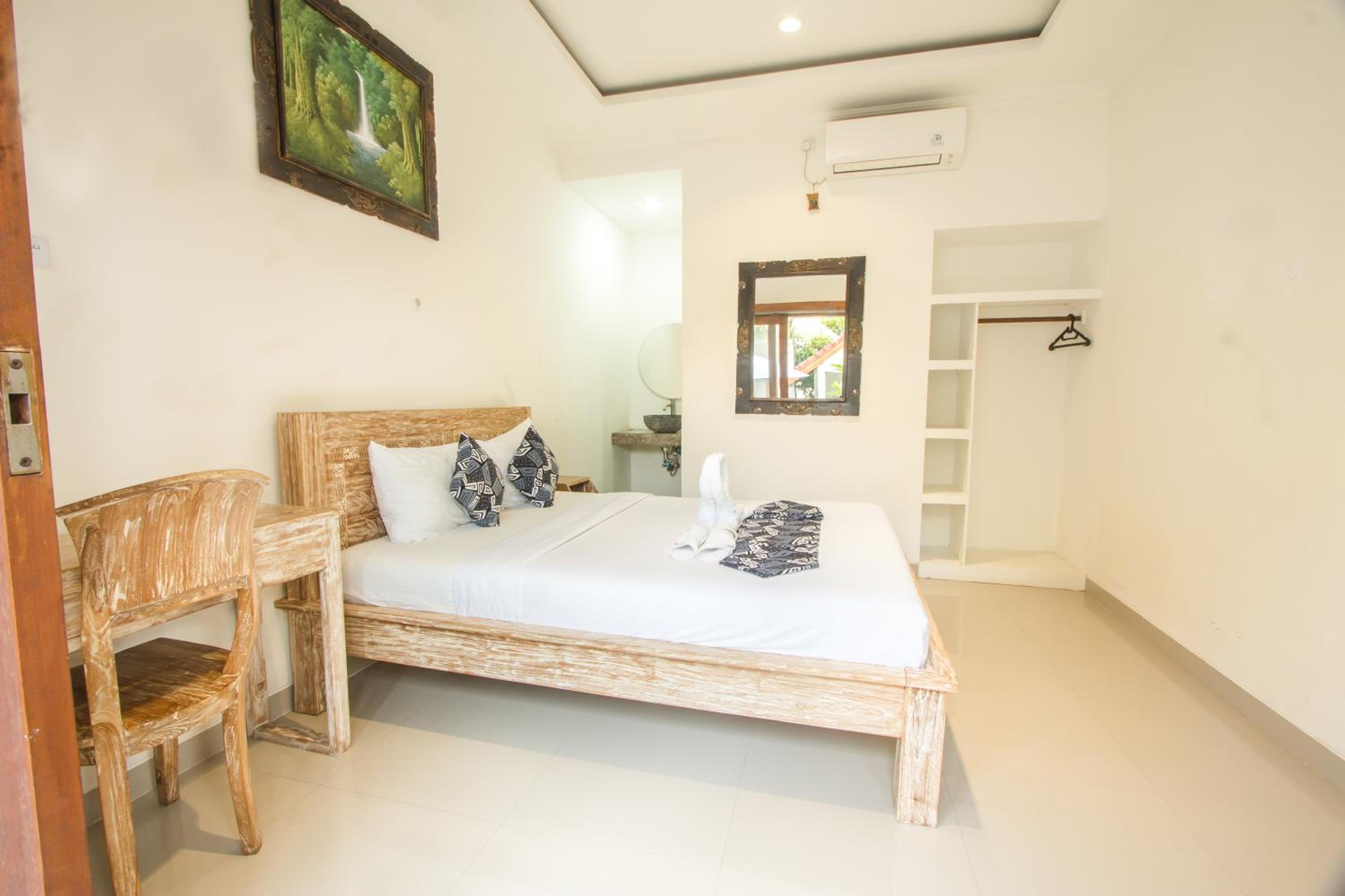 Double Room - Photo 22