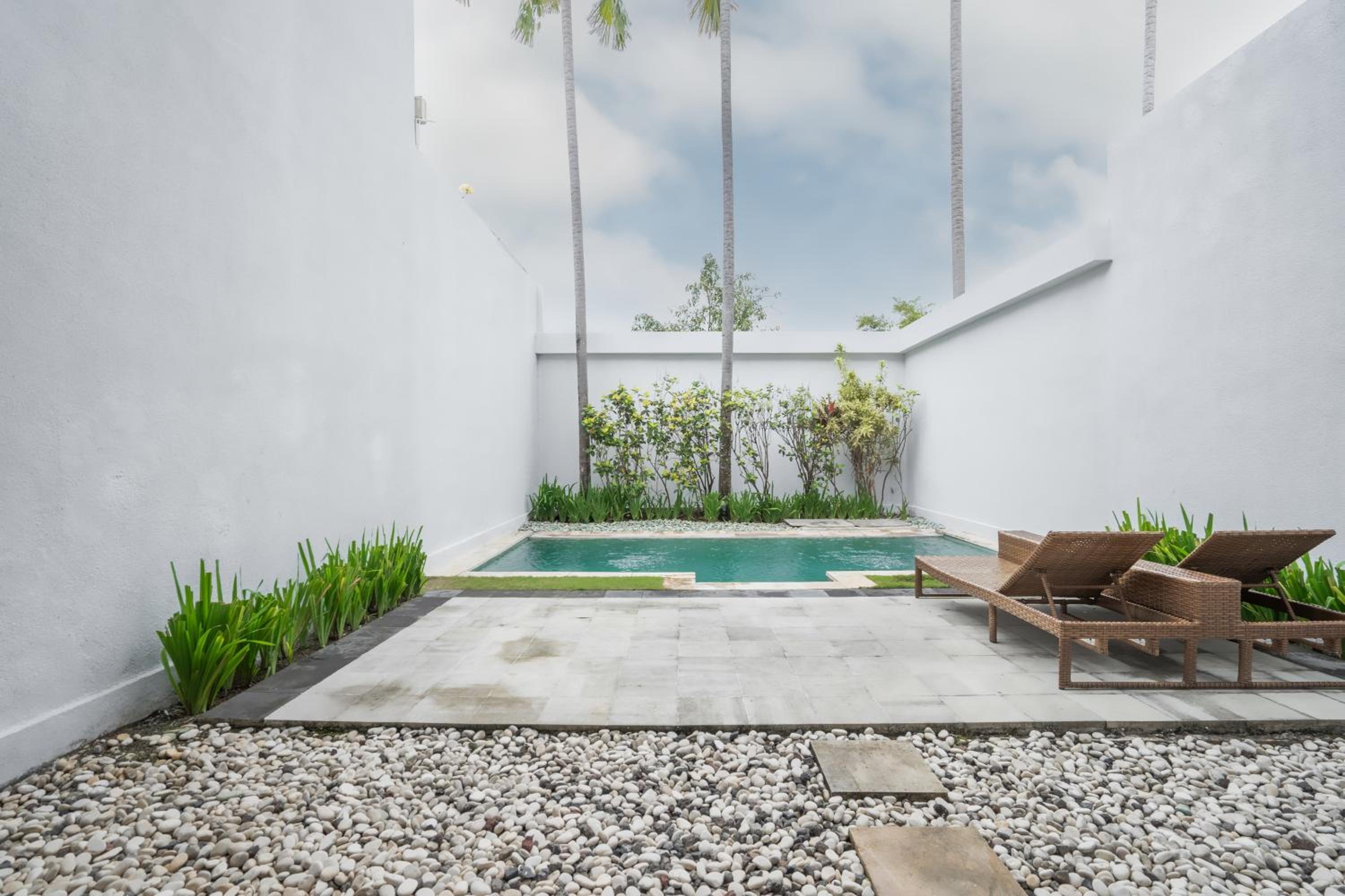 One-Bedroom Villa with Private Pool - Photo 7