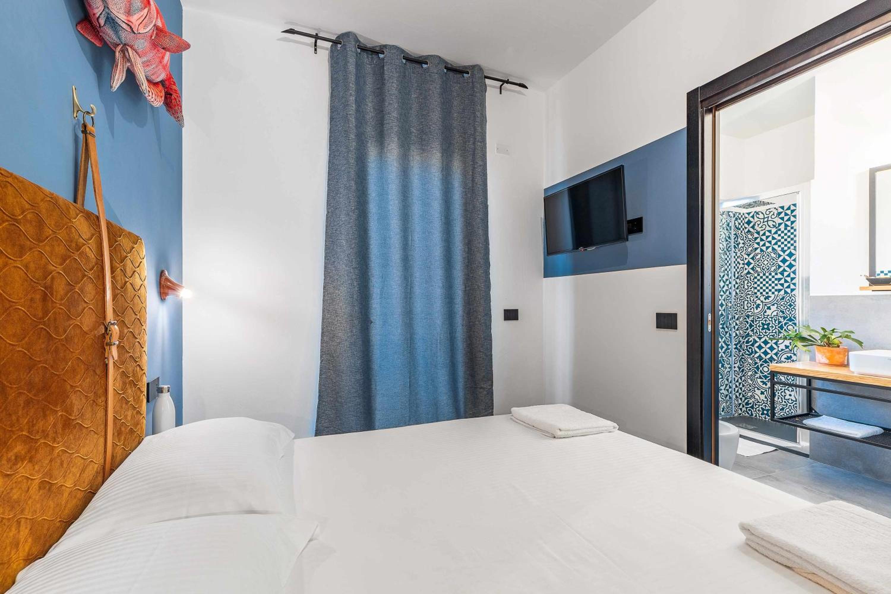 Double Room with Terrace - Photo 9