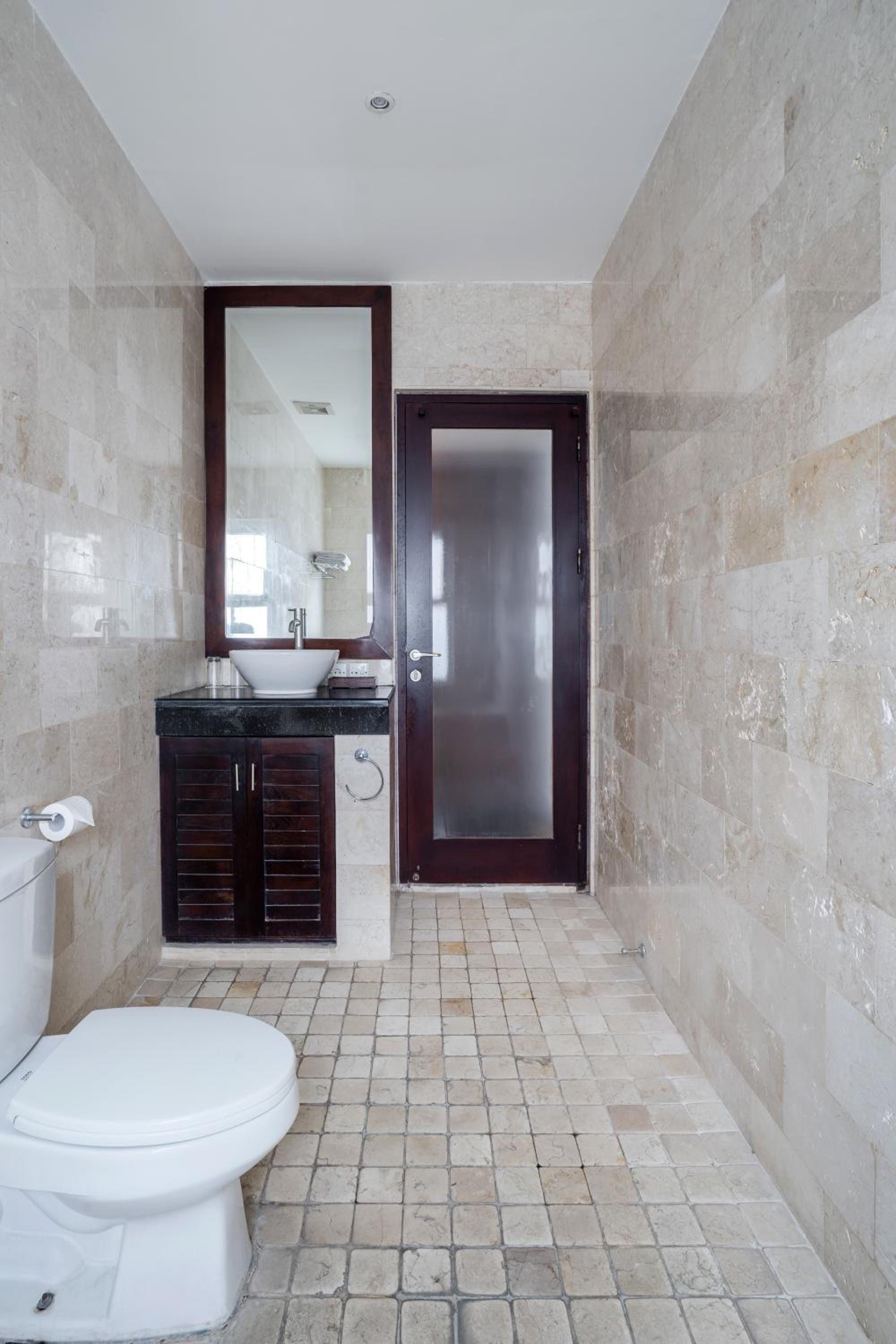 One-Bedroom Villa with Private Pool - Photo 2