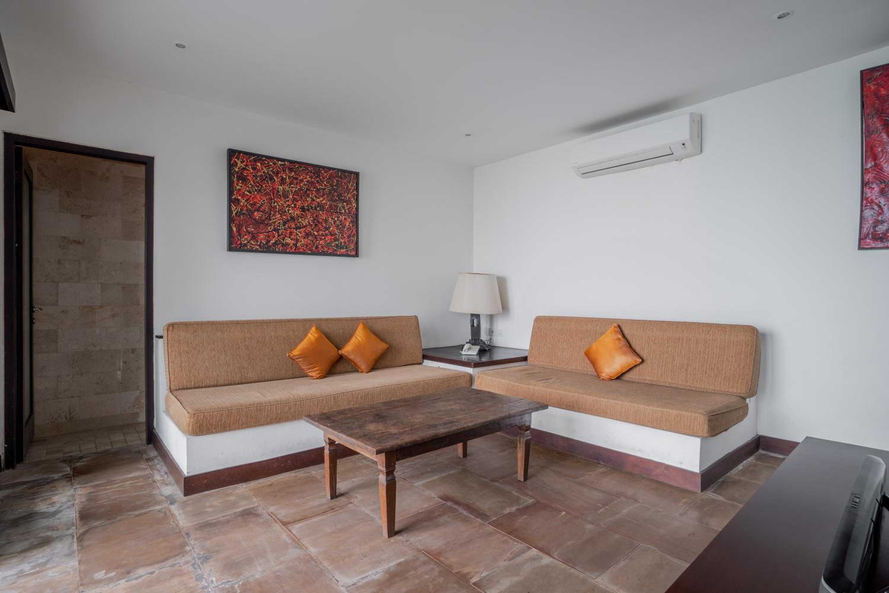 Two-Bedroom Villa with Private Pool - Photo 12
