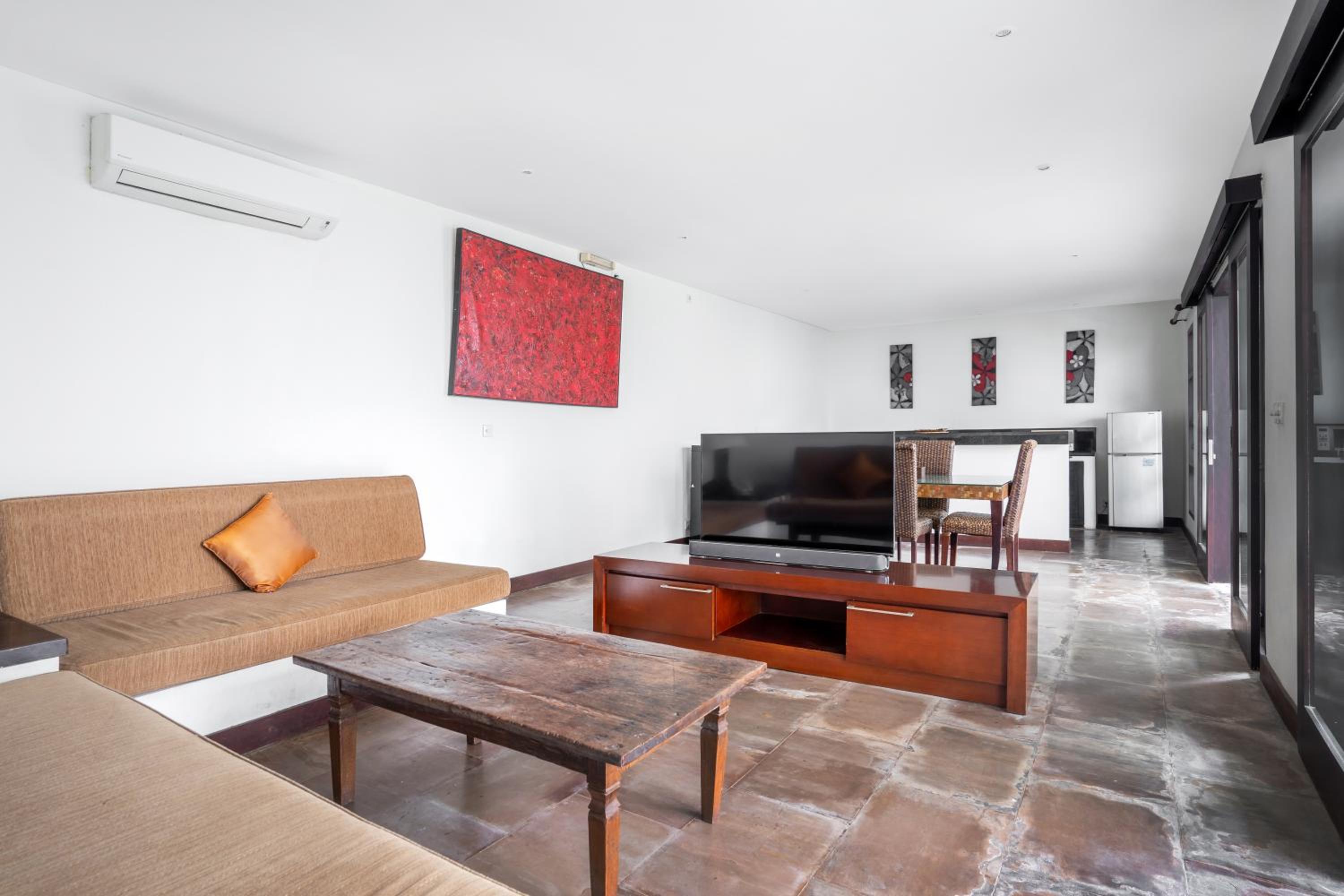 Two-Bedroom Villa with Private Pool - Photo 13