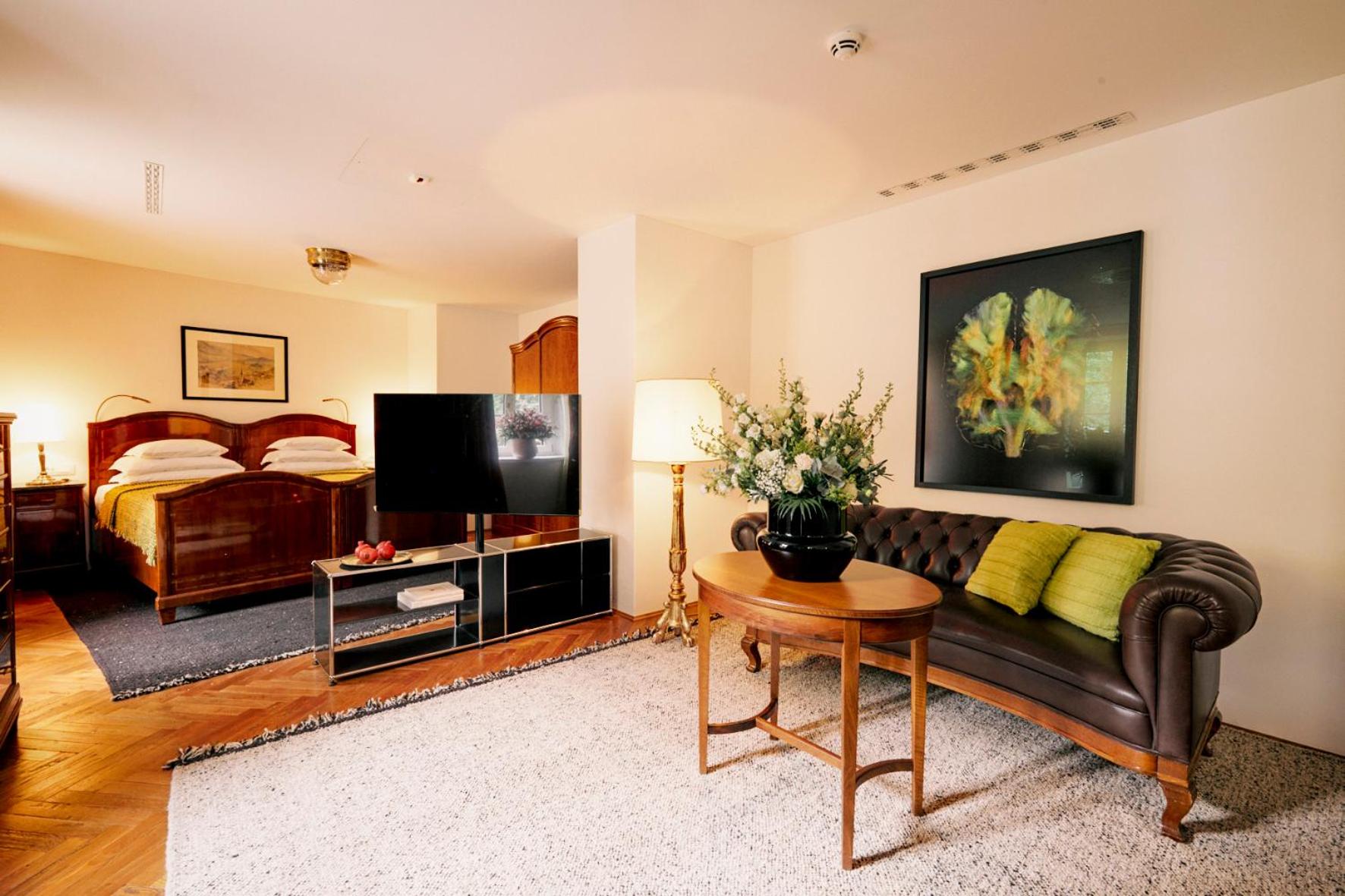 Suite with Garden View - Photo 4