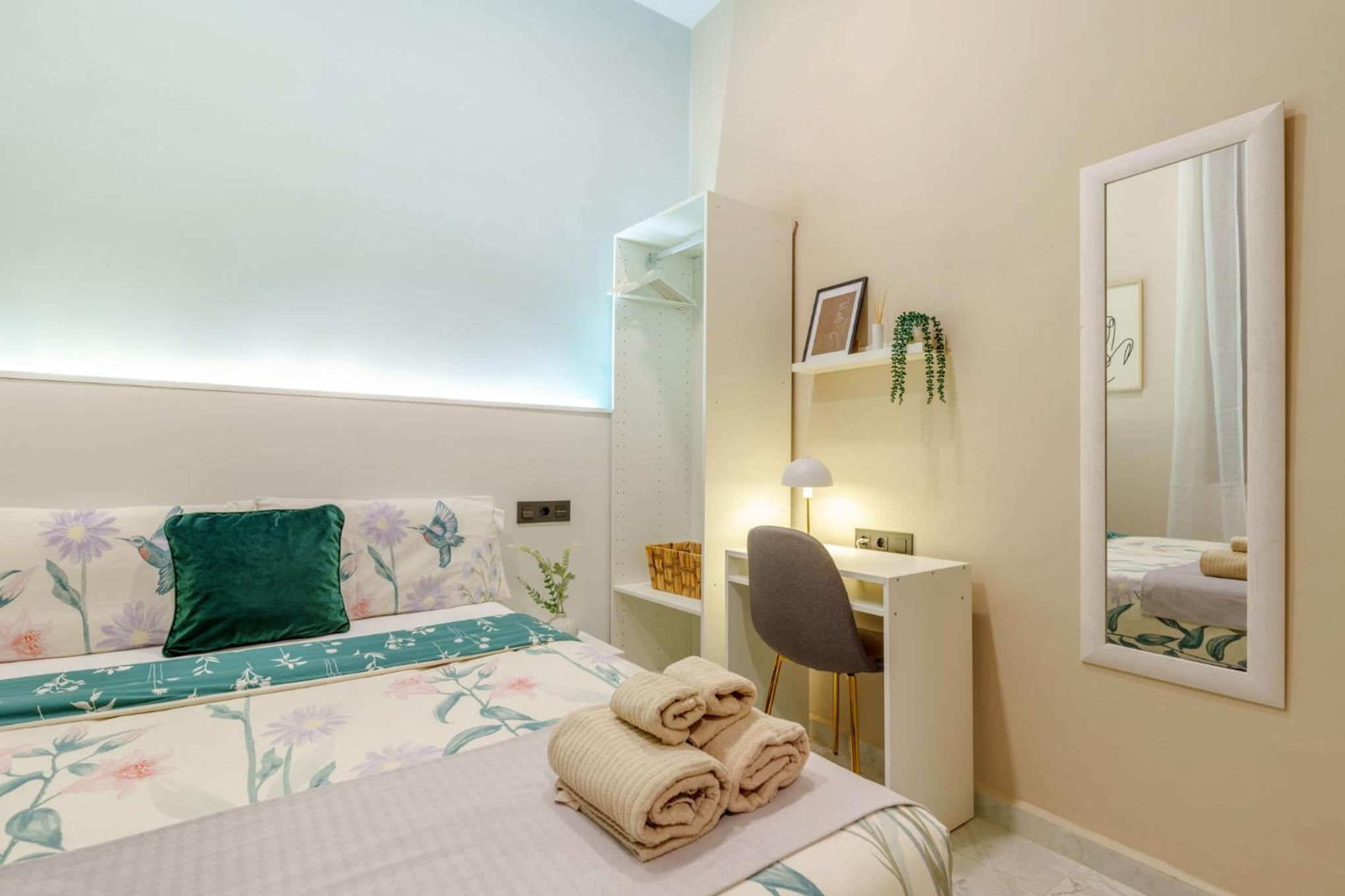 Small Double Room photo 3