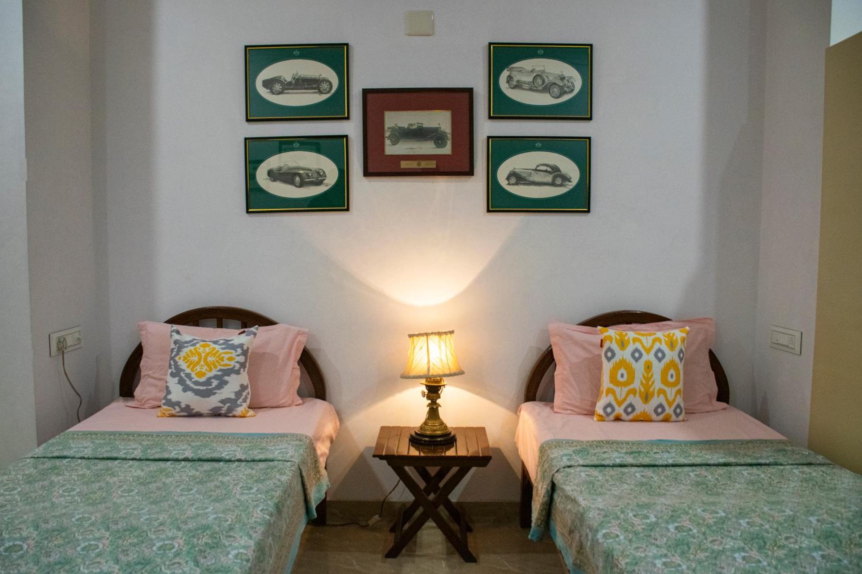 Standard Twin Room photo 1