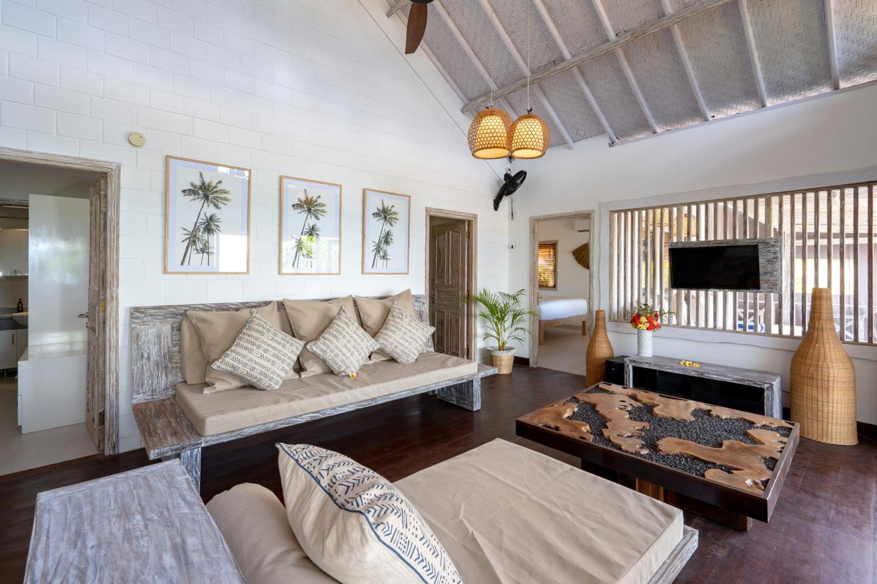 Villa 10 - Three-Bedroom Ocean View Villa with Plunge Pool