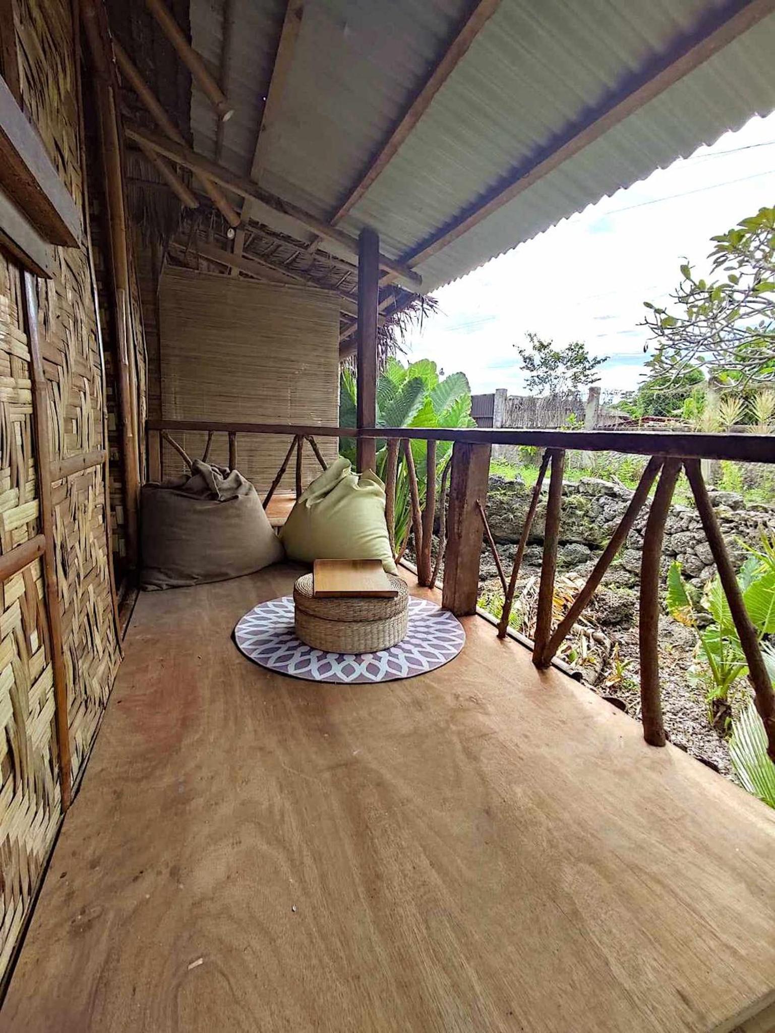 Deluxe Bungalow with Private Bathroom - Photo 6