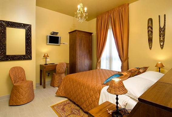 Double or Twin Room photo 3