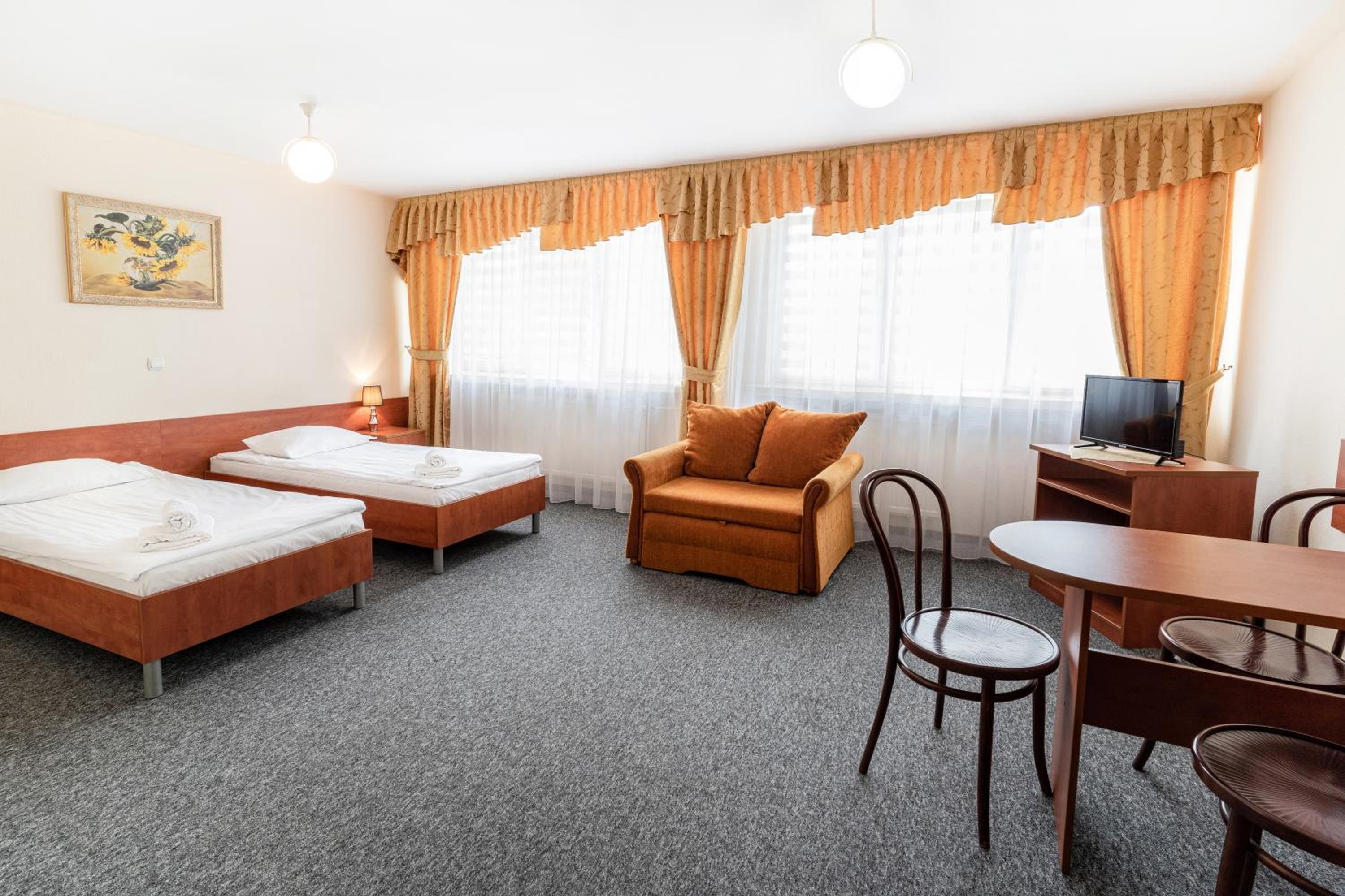 Double Room - Photo 4