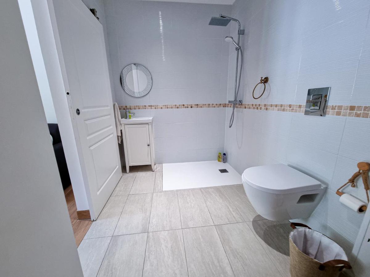Duplex Suite - Photo 8