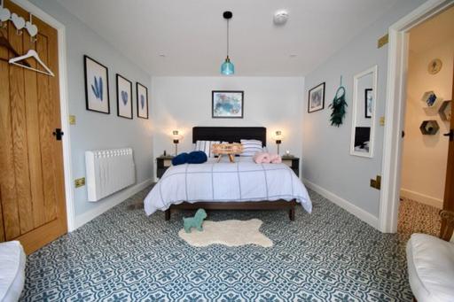 One-Bedroom House photo 1