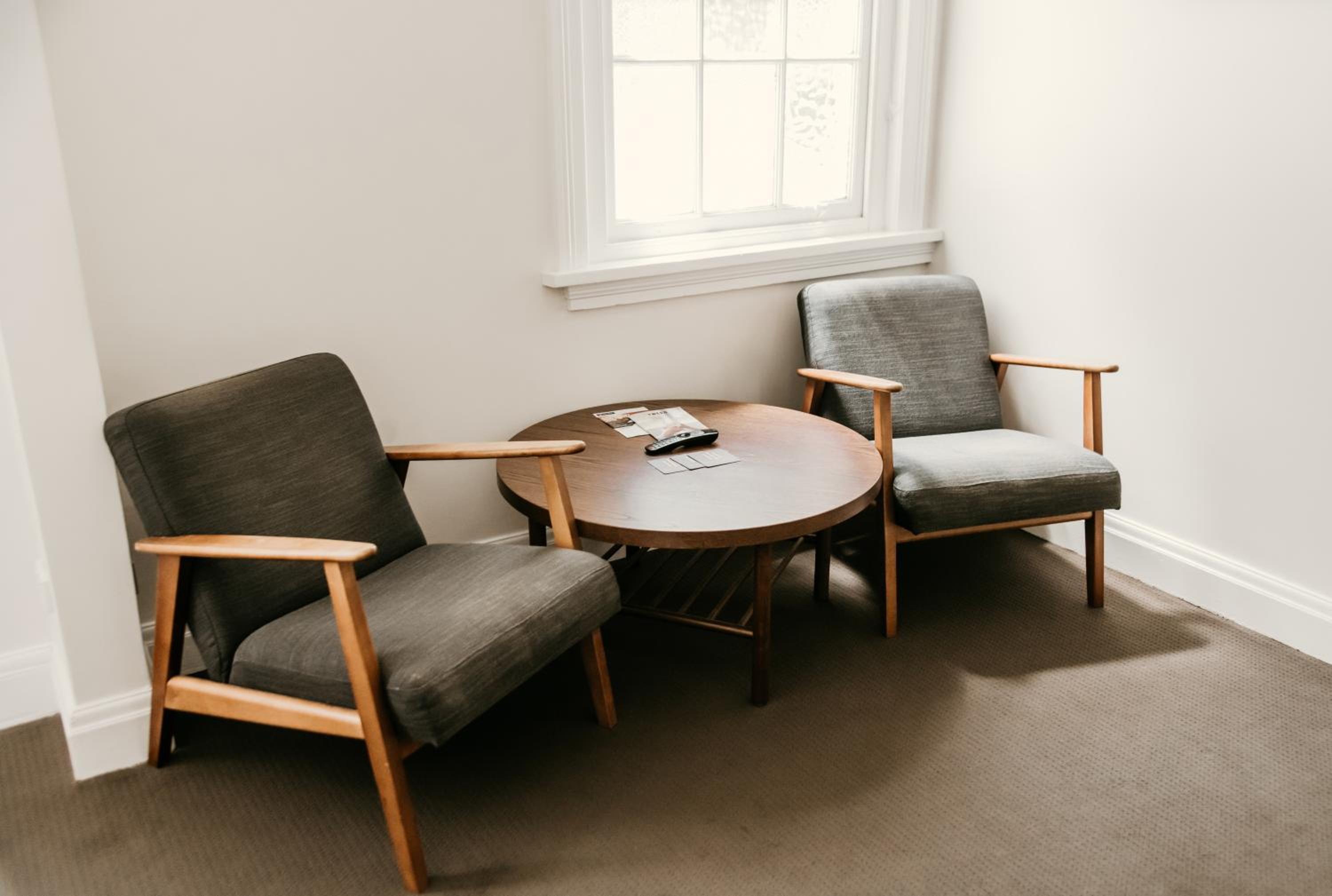 Queen Room - Disability Access - Photo 2