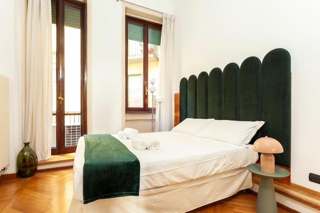 One-Bedroom Apartment - City View
