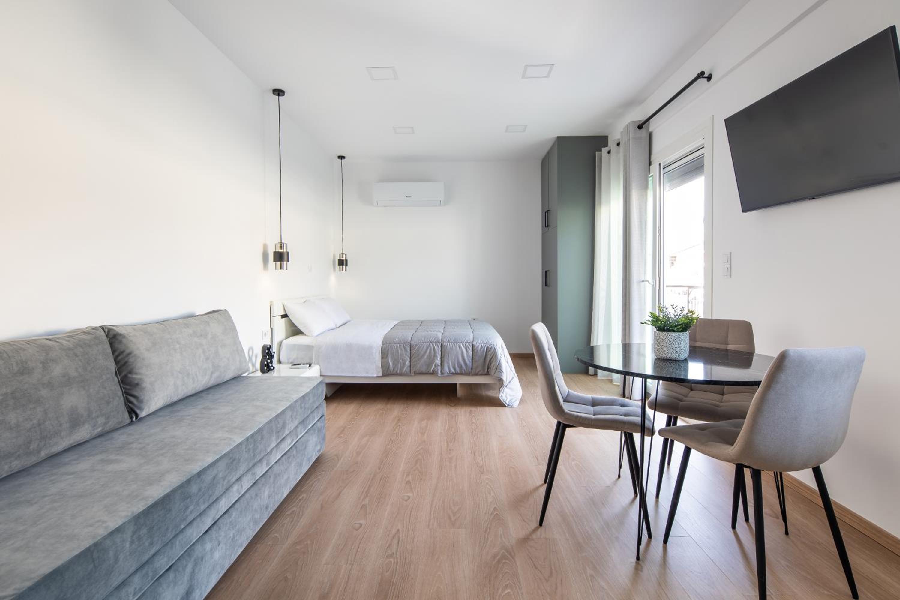 Boutique Studio #4 - Photo 15