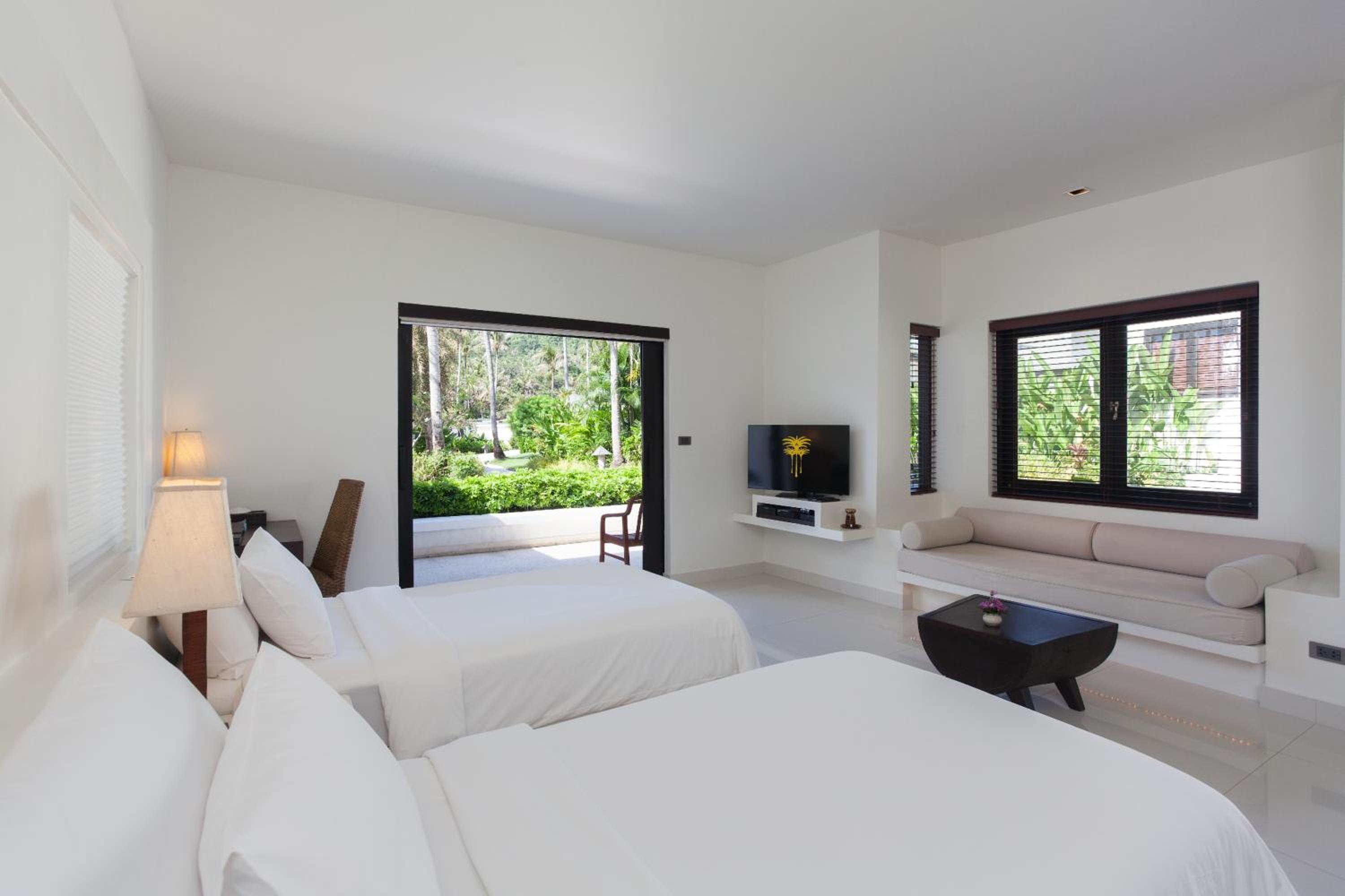 Deluxe Twin with Garden View