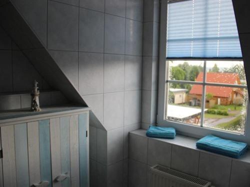 Apartment with Balcony photo 3