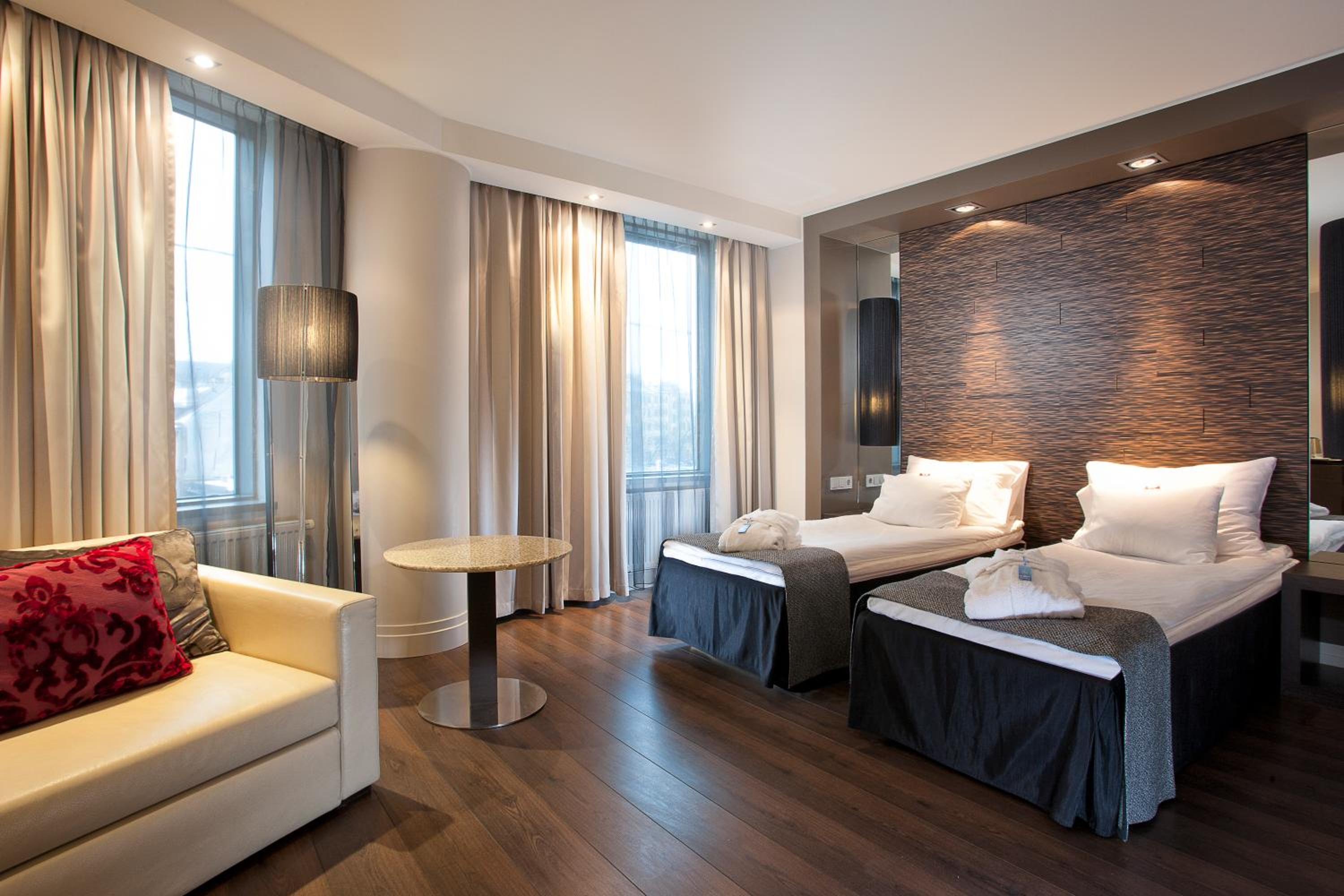 Deluxe Double or Twin Room photo 1
