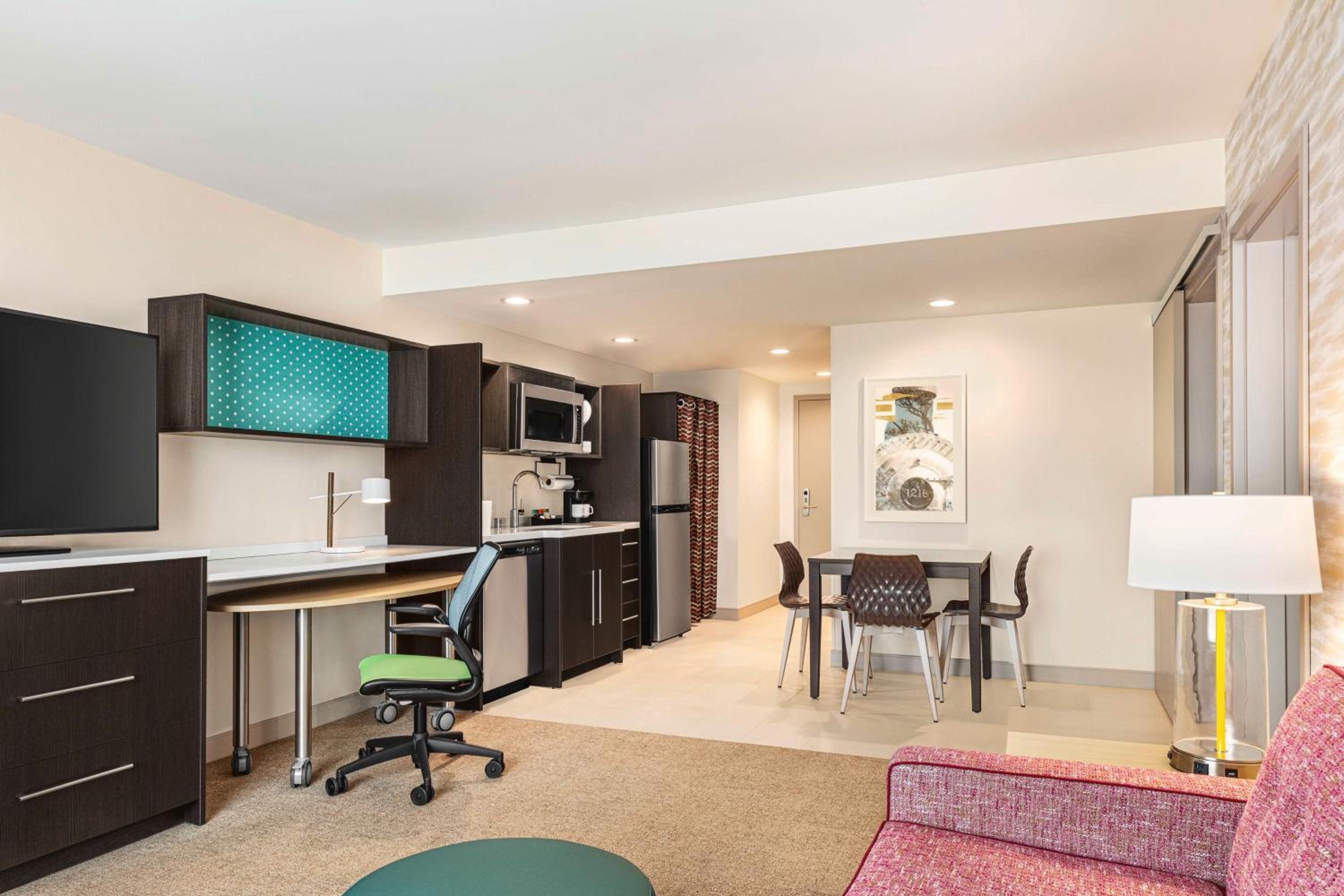 One-Bedroom King Suite - Photo 1