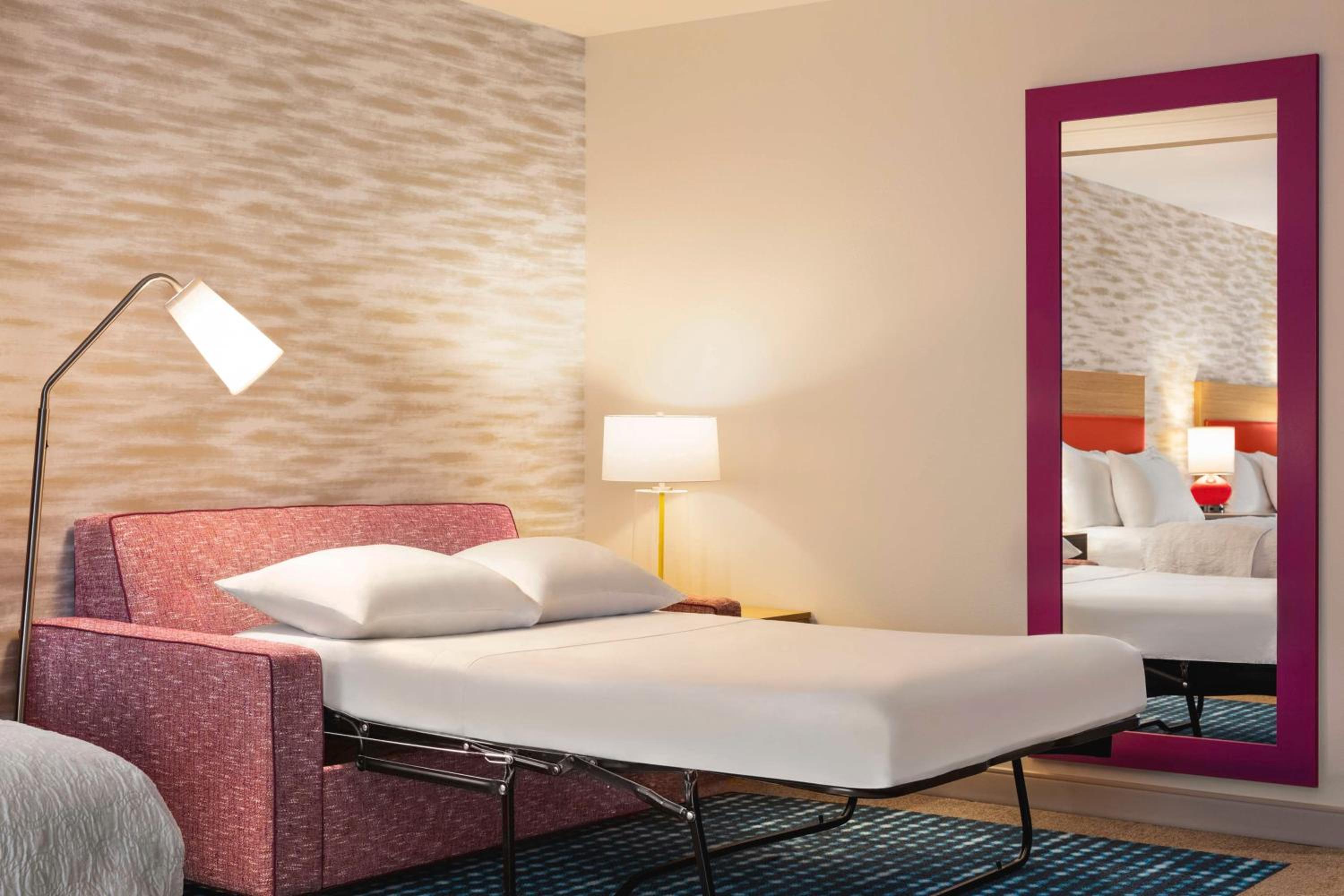 Studio Suite with Two Queen Beds and Tub - Mobility Access - Photo 3