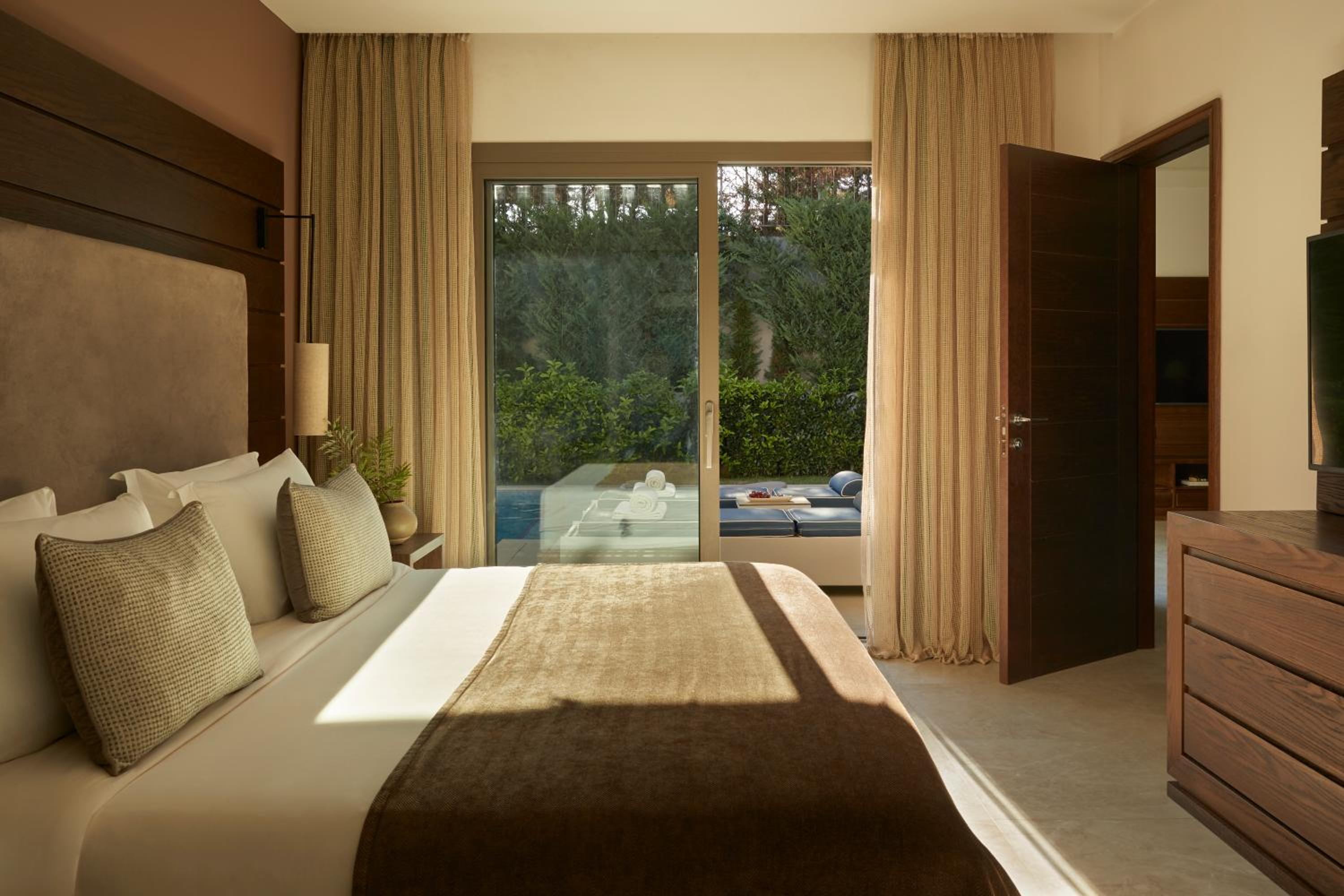 Mare Suite Swim Up (Bungalow Area) - Photo 2