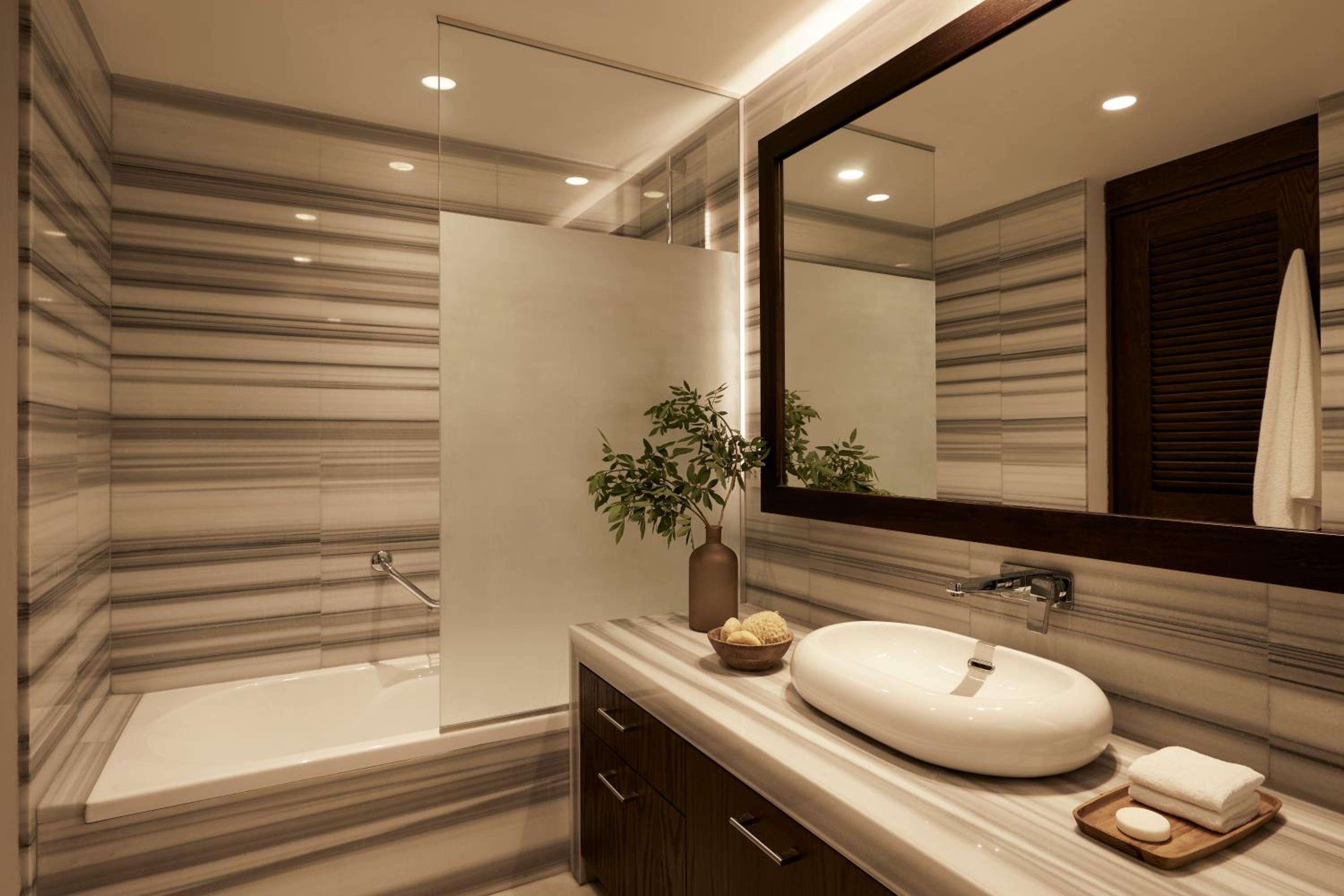 One Bedroom Suite Private Pool (Bungalow Area) - Photo 4