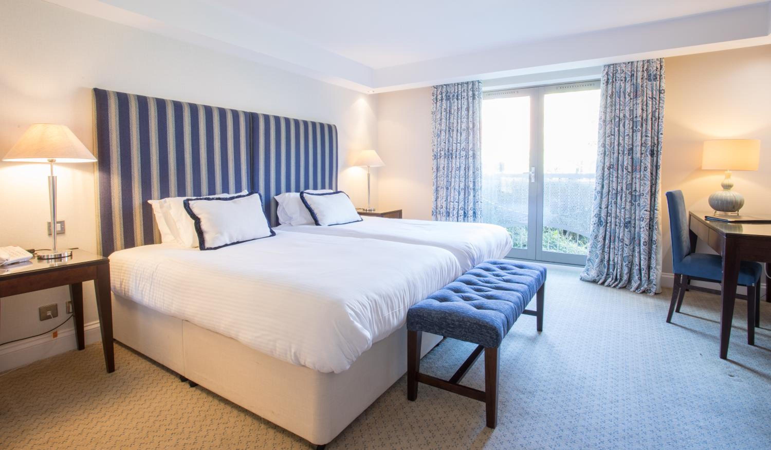 Superior Twin Room photo 2