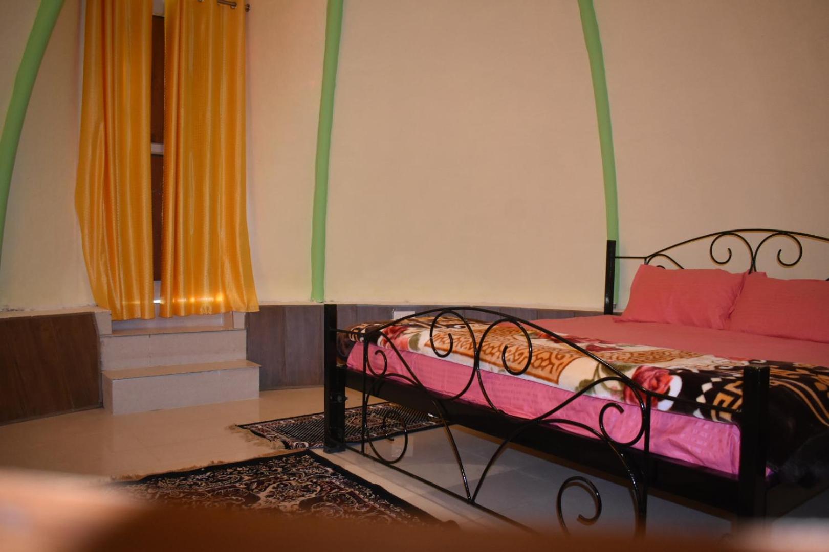 Deluxe Double Room with Bath photo 1