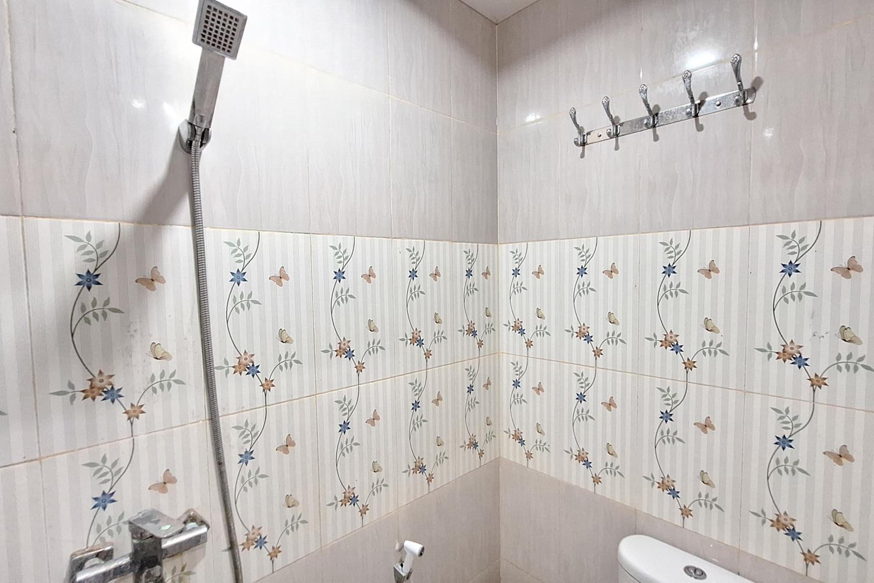 Superior Twin Room - Photo 4