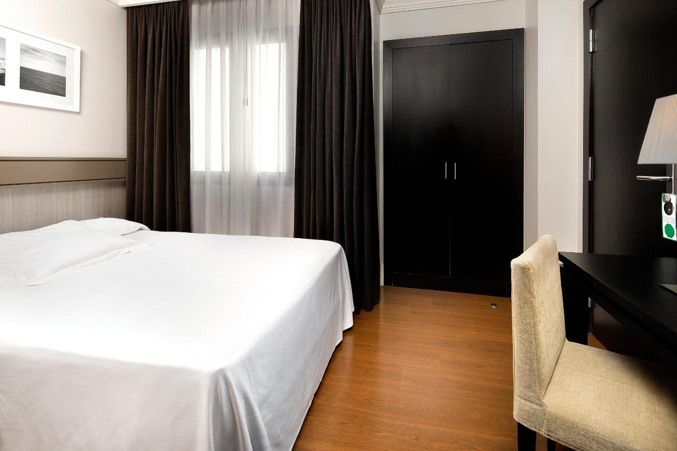 Single Room photo 3