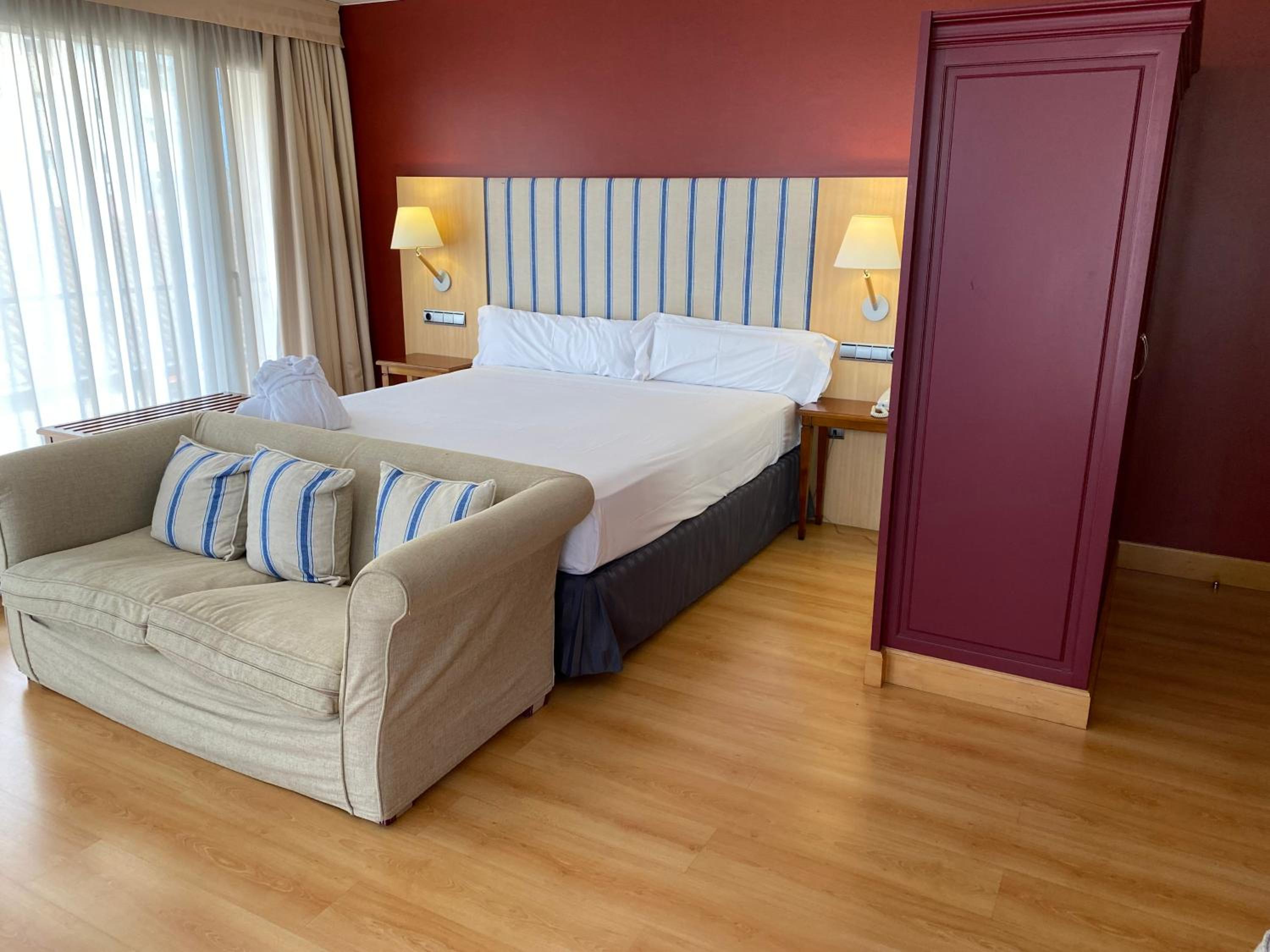 Deluxe Double Room photo 3