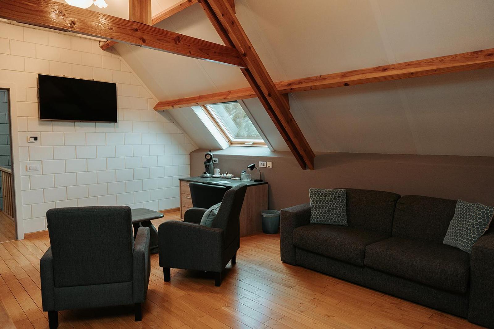 King Suite photo 2