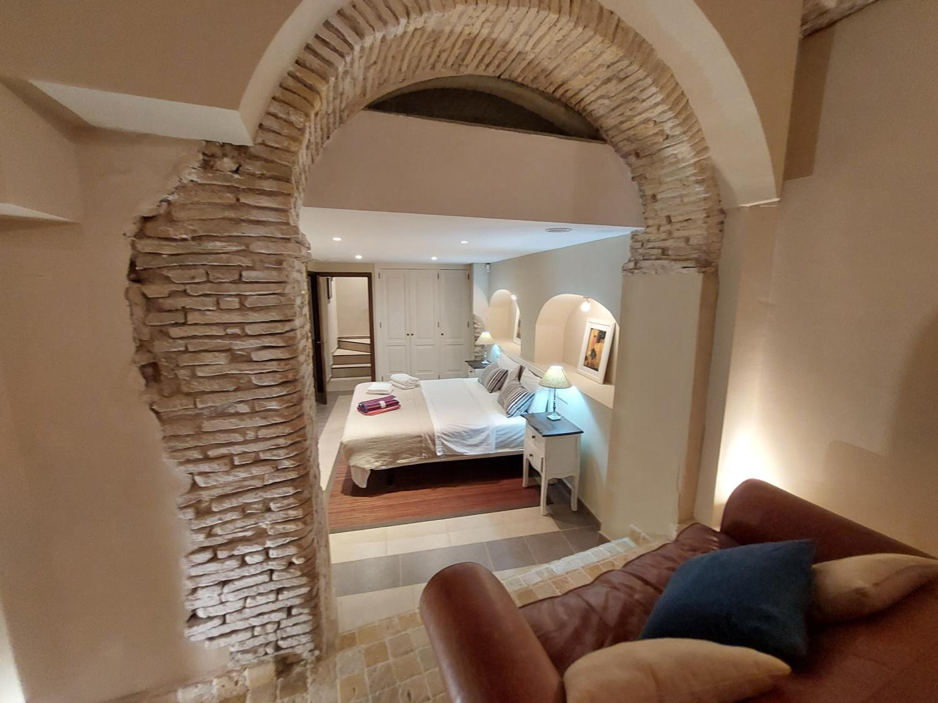 Three-Bedroom Apartment - Photo 1