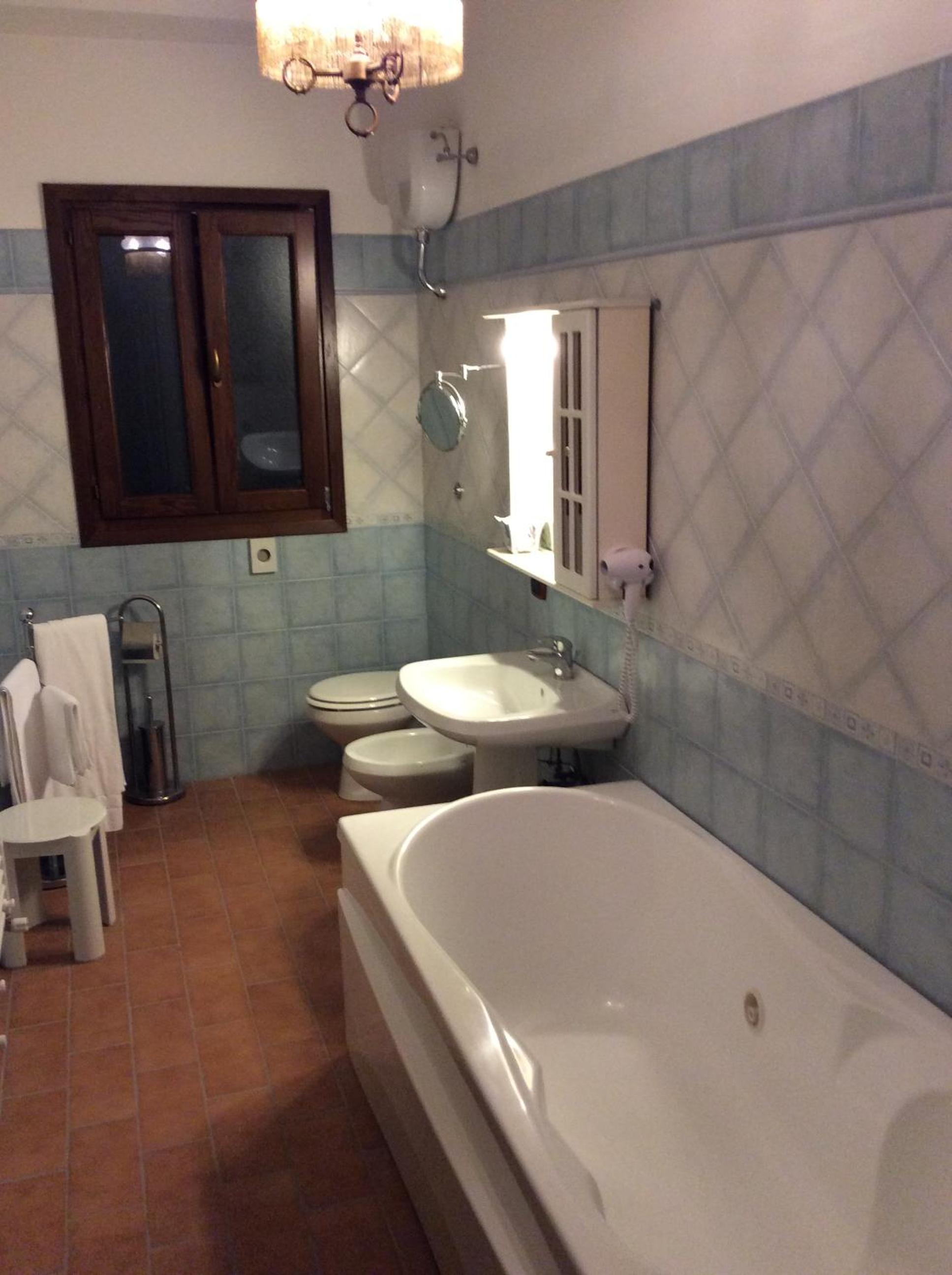 One-Bedroom Suite - Photo 16