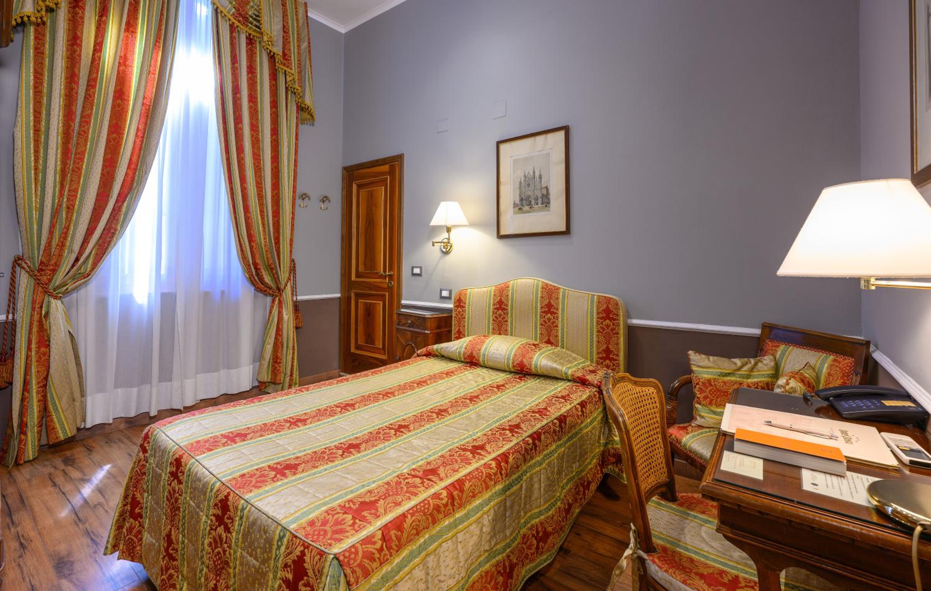 Single Room photo 1