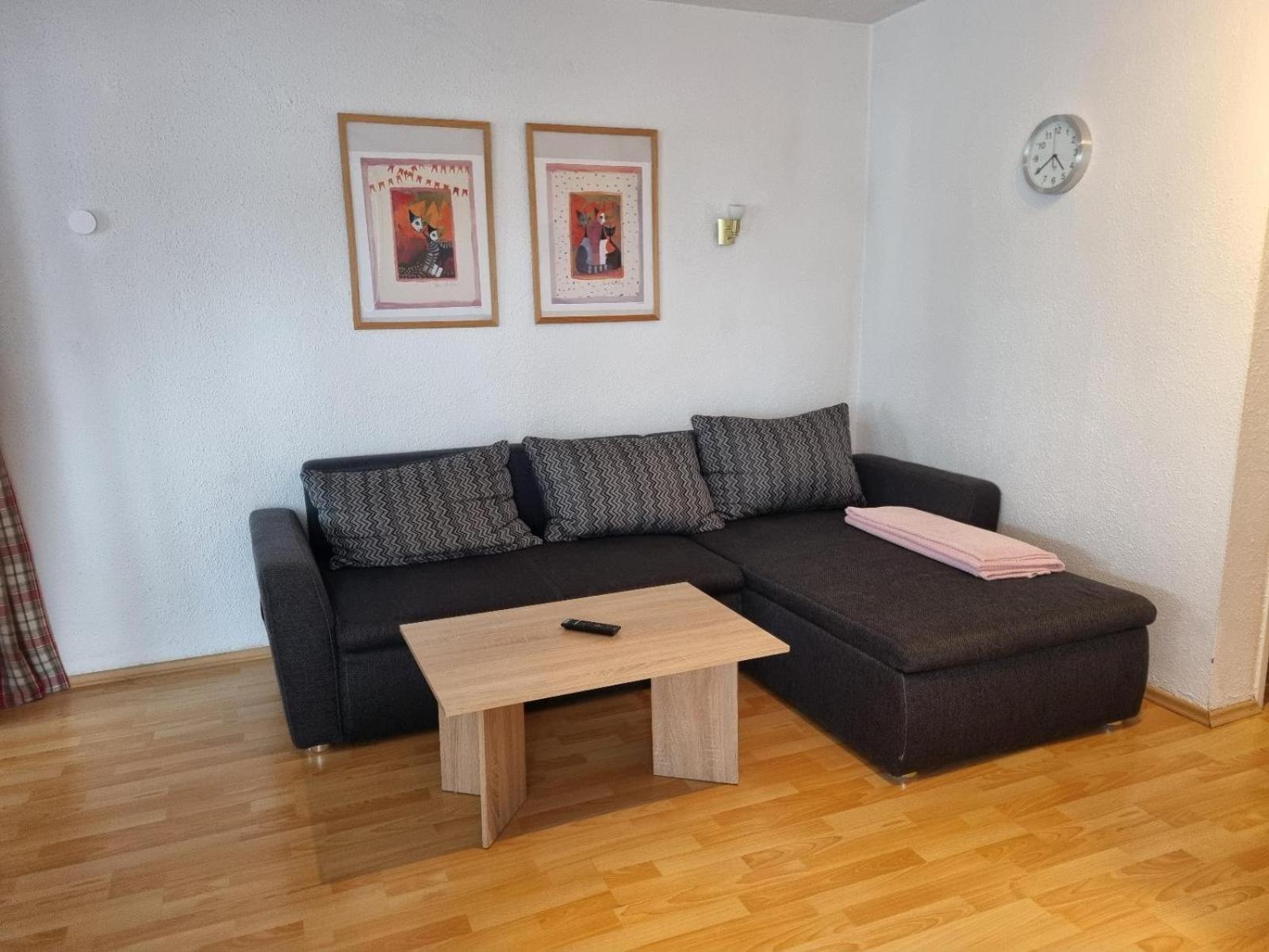 One-Bedroom Apartment with Balcony (4 PAX) photo 2
