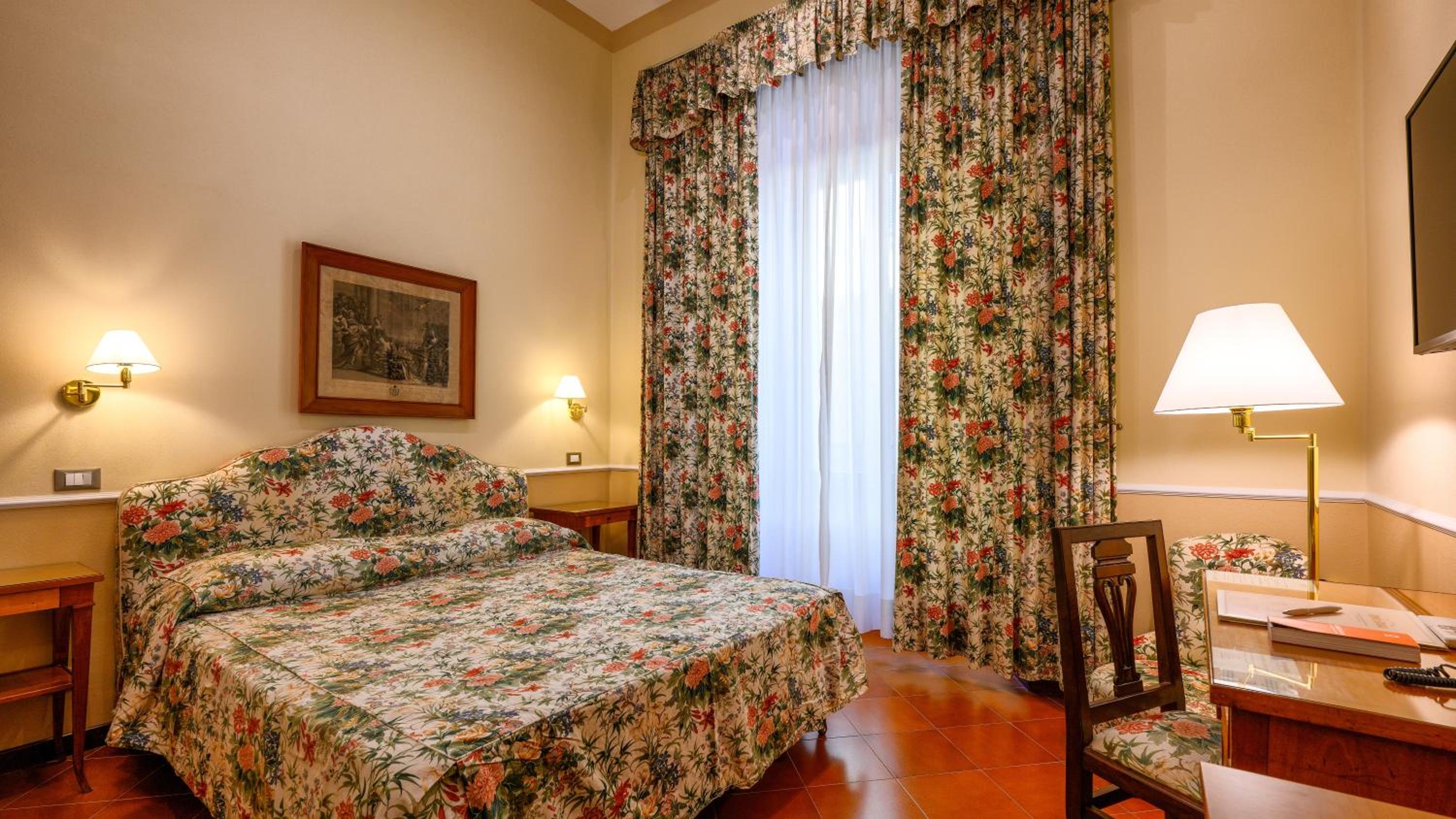 Double Room - Photo 9
