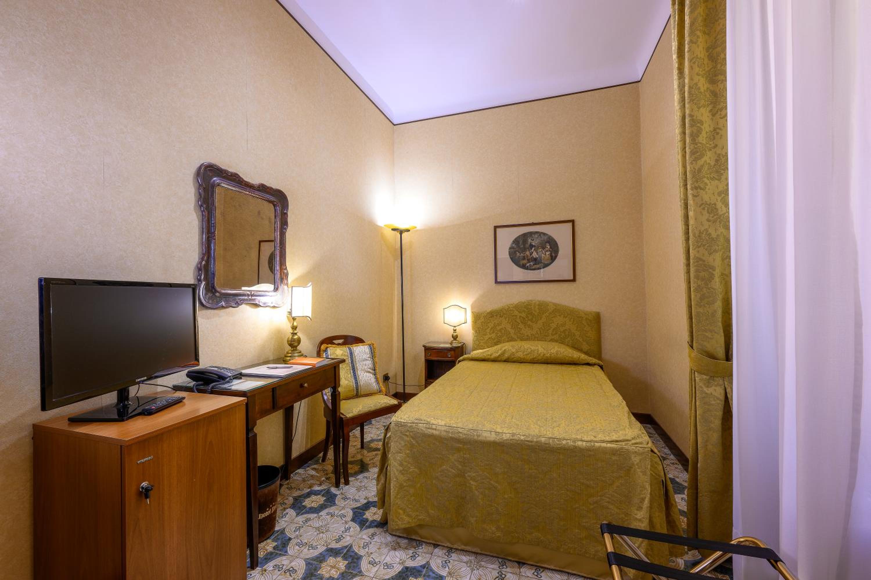 Economy Single Room photo 1