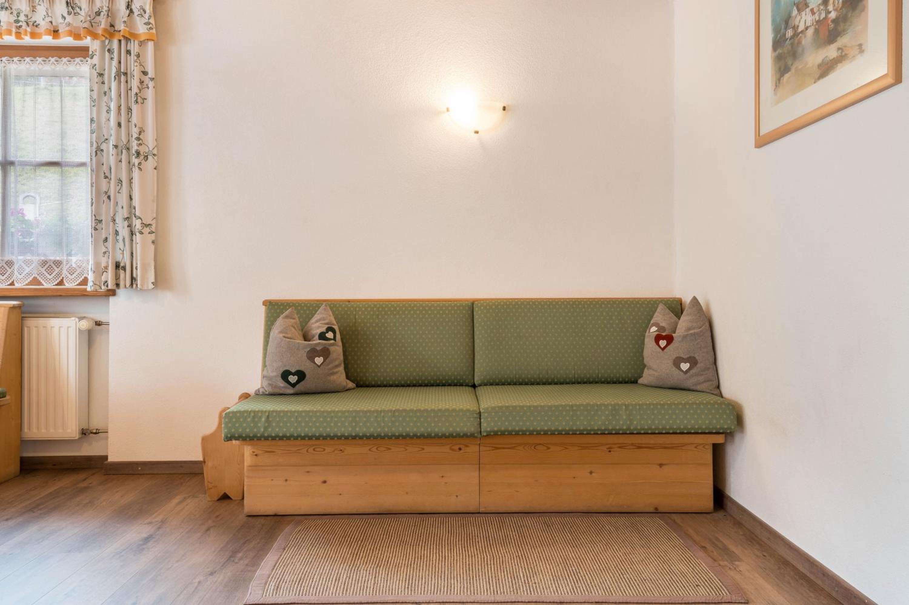 Superior One-Bedroom Apartment with Balcony