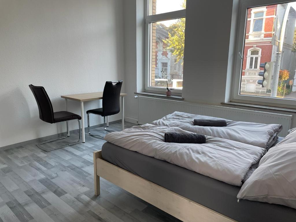 Three-Bedroom Apartment photo 1