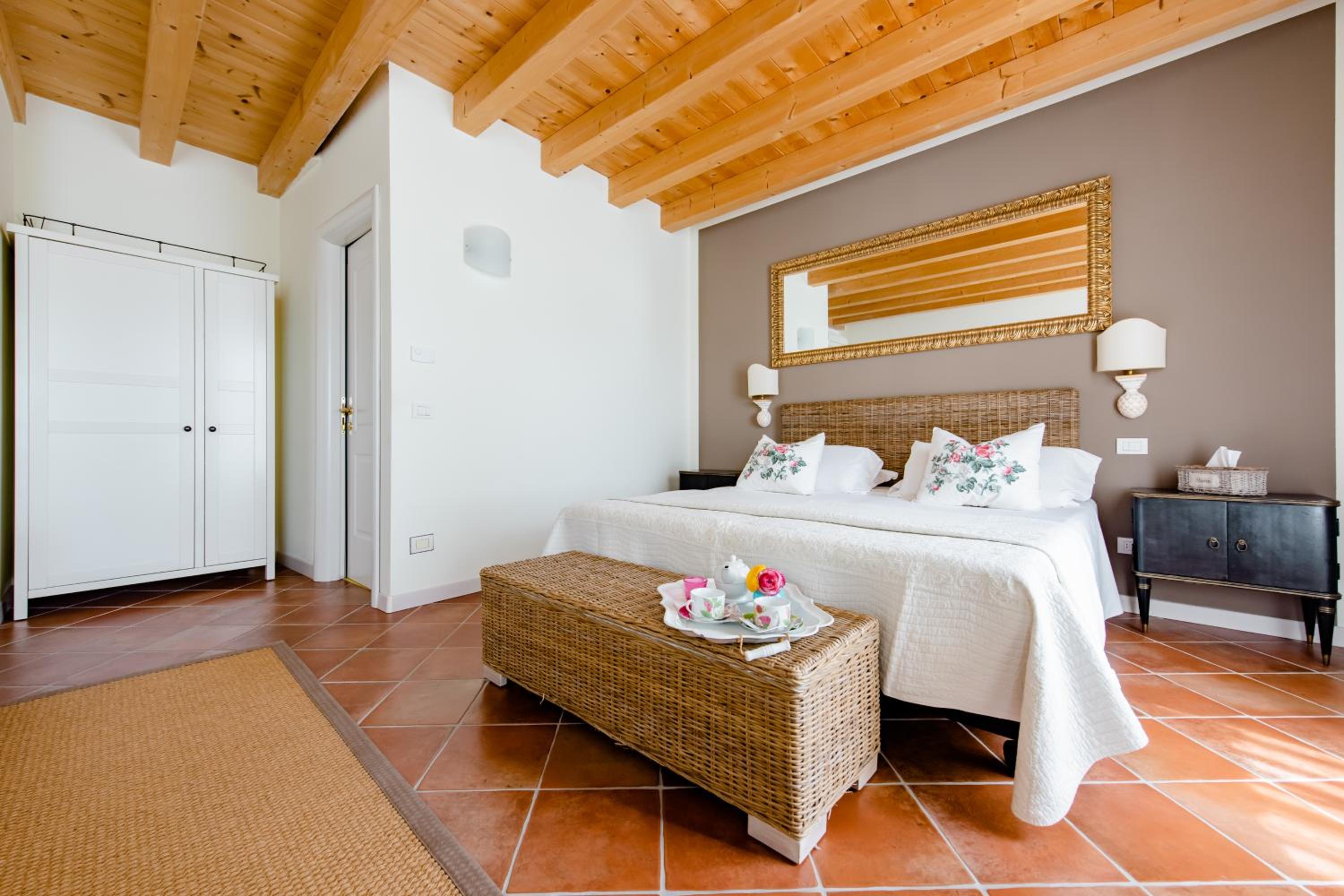 Deluxe Double or Twin Room photo 1