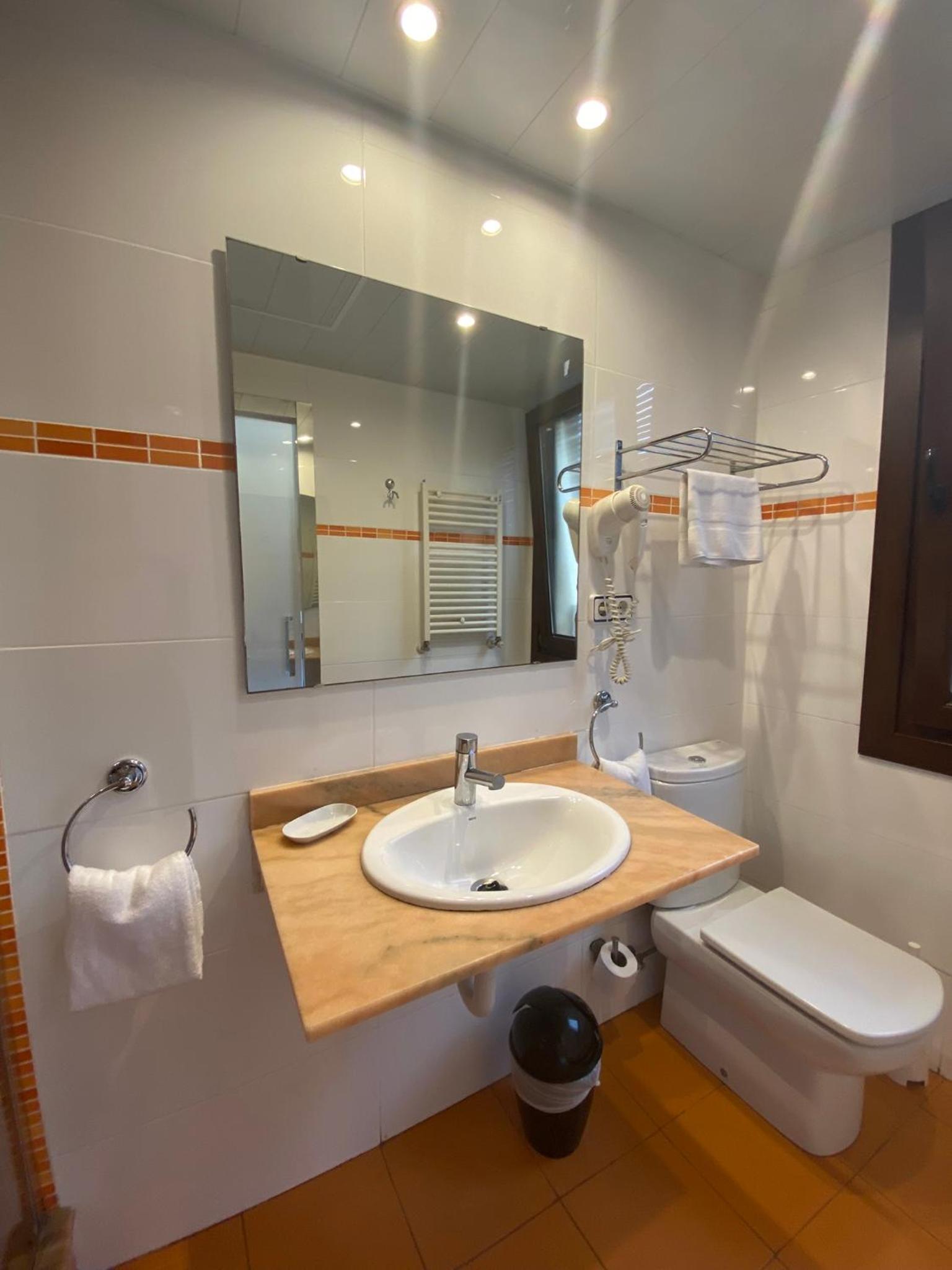 Doppelzimmer thumbnail 5